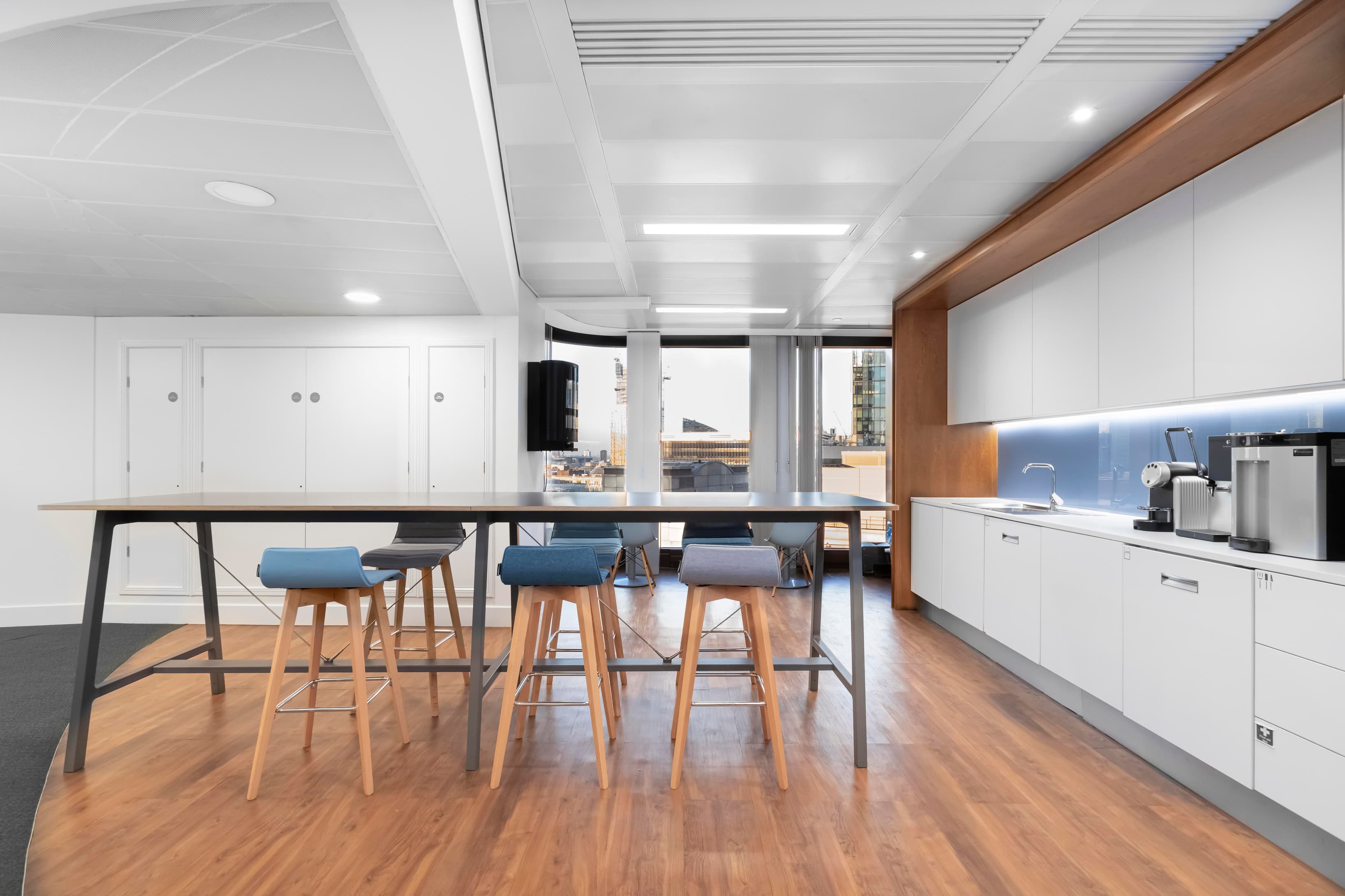 LONDON, Tower 42 image 5