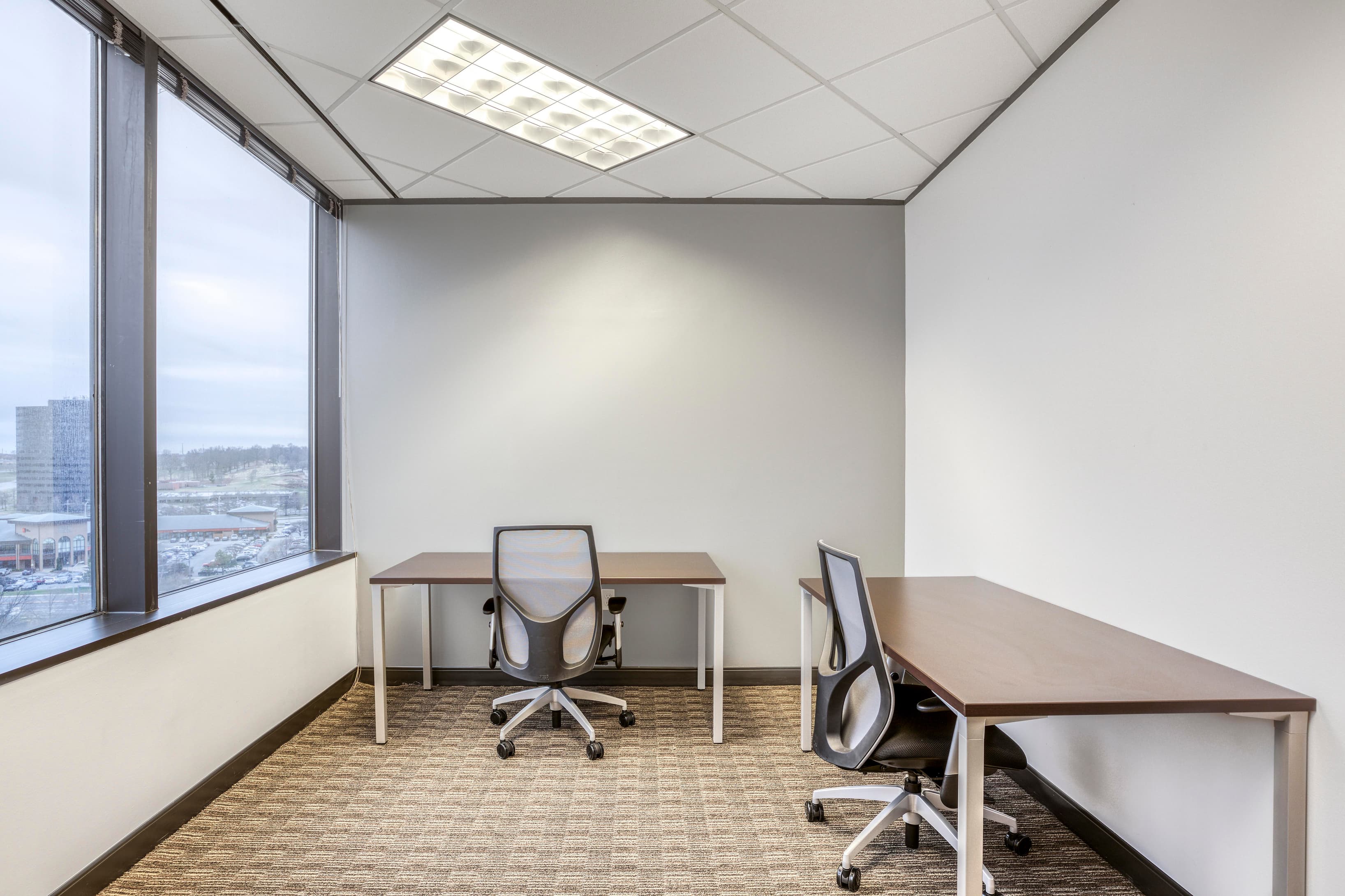 KS, Overland Park - Commerce Plaza (HQ) image 2