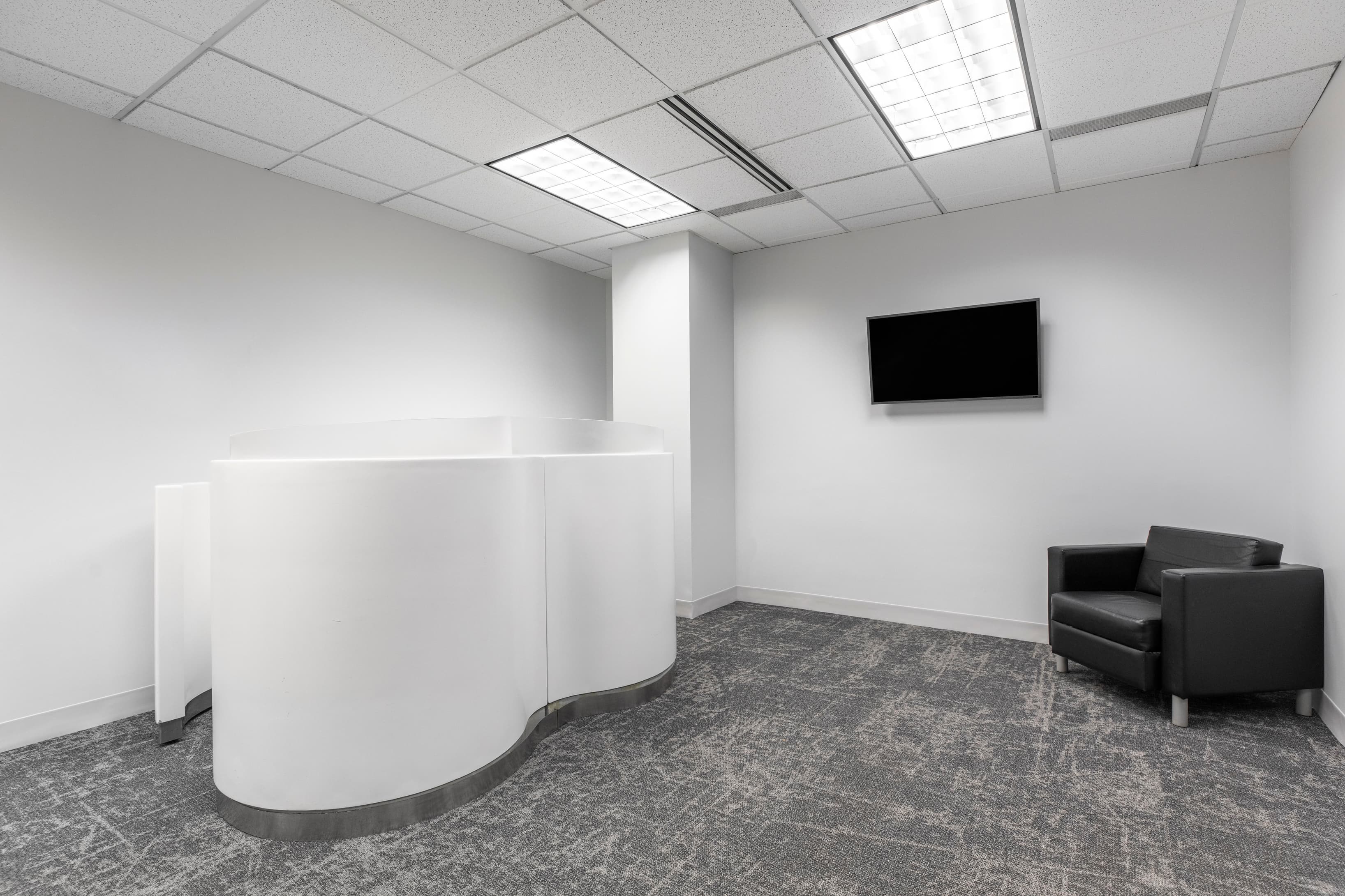 MO, St Louis - West Port (HQ) image 1