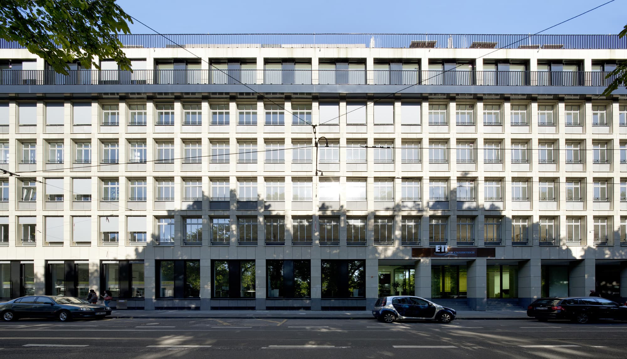 Düsseldorf, Design Offices, Kaiserteich image 7 Düsseldorf, Design Offices, Kaiserteich image 7