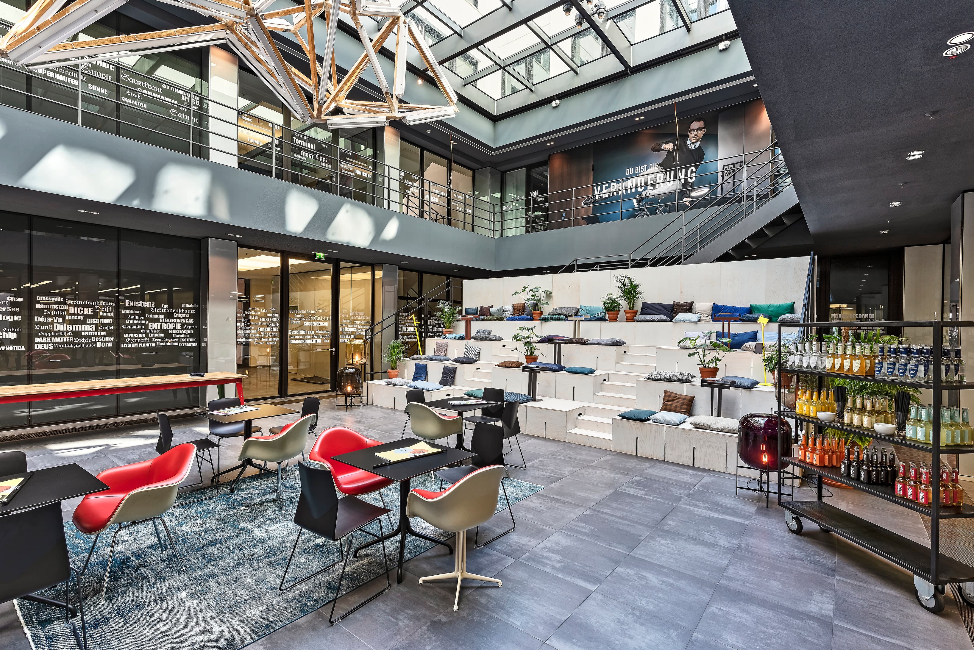 Köln, Design Offices, Dominium image 8