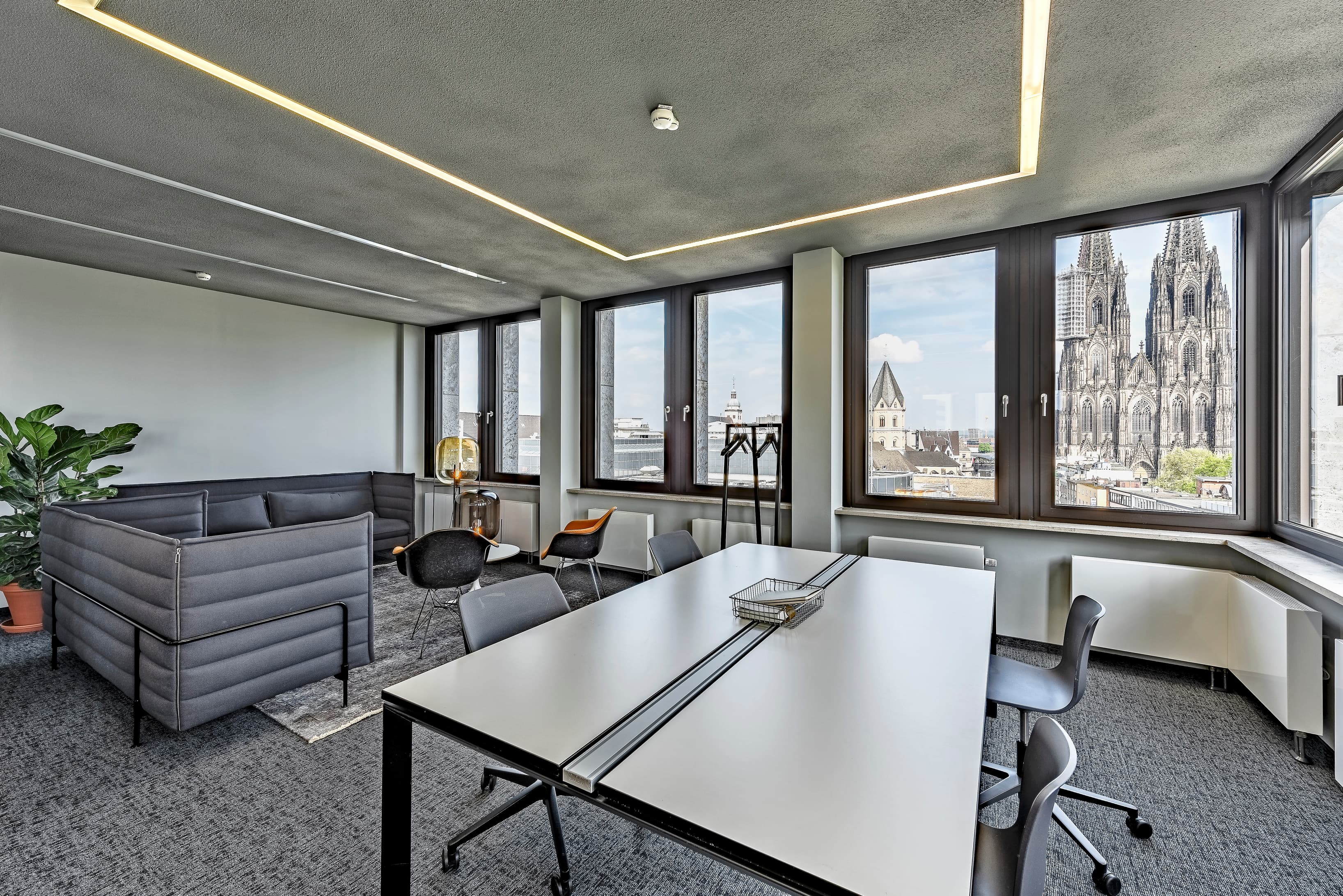 Köln, Design Offices, Dominium image 9