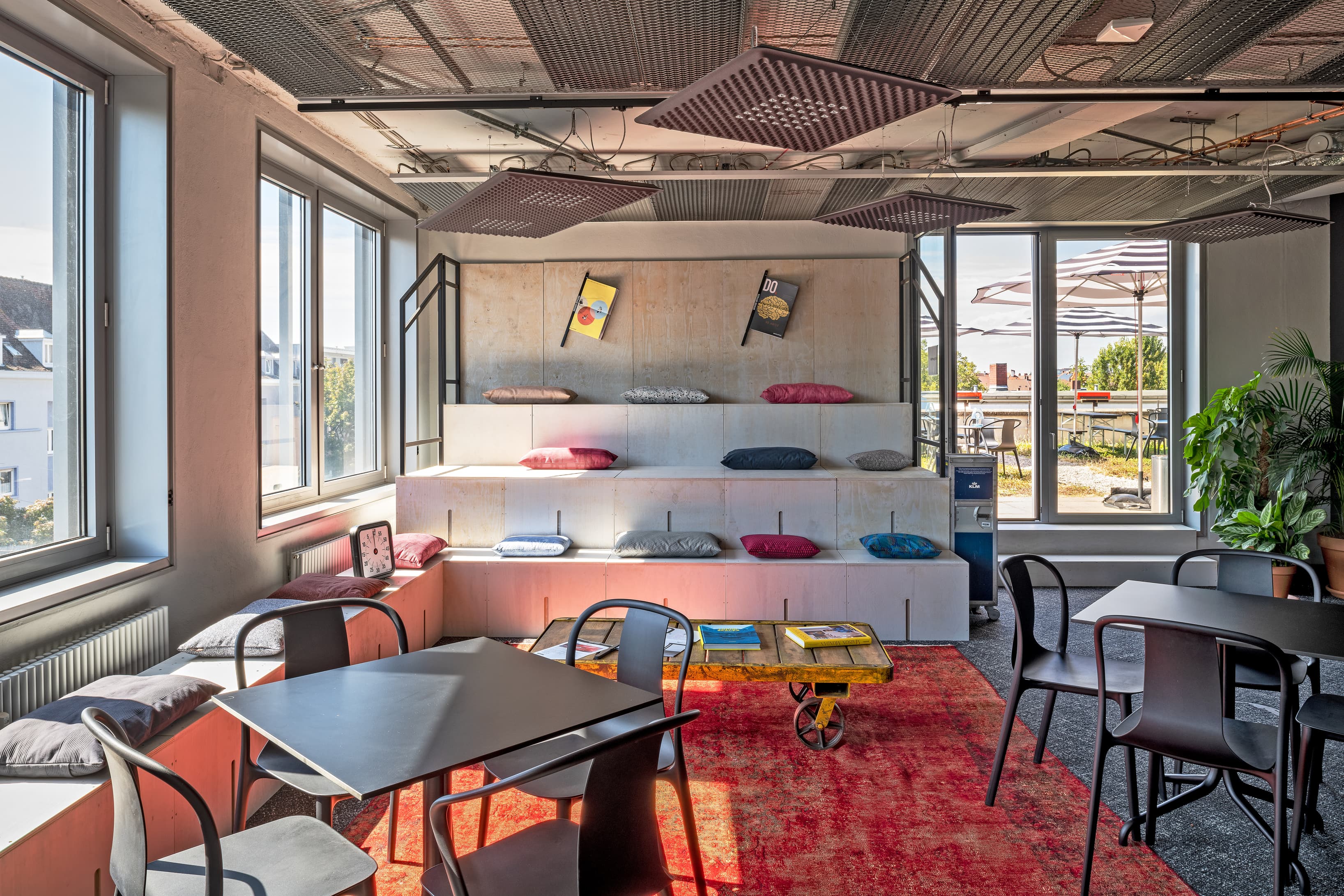 Karlsruhe, Design Offices, Bahnhofplatz image 8 Karlsruhe, Design Offices, Bahnhofplatz image 8
