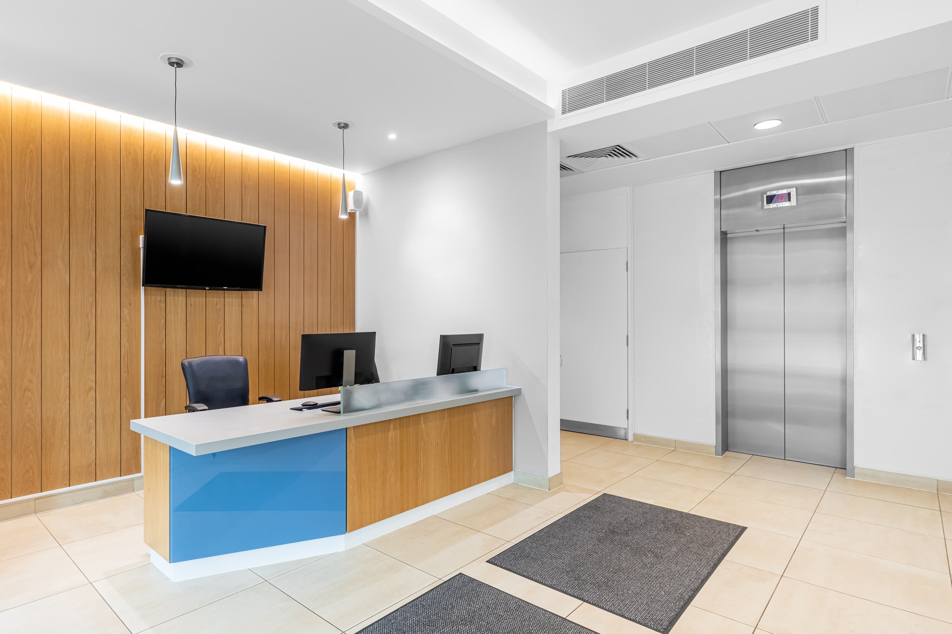 LEATHERHEAD, Kingston Road image 2