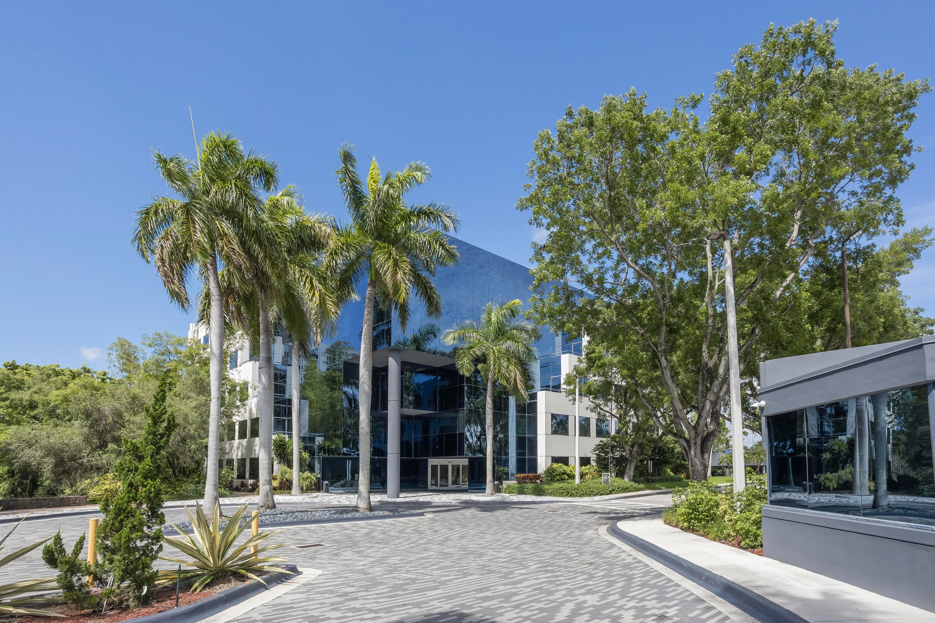 FL, Aventura - Corporate Center image 7