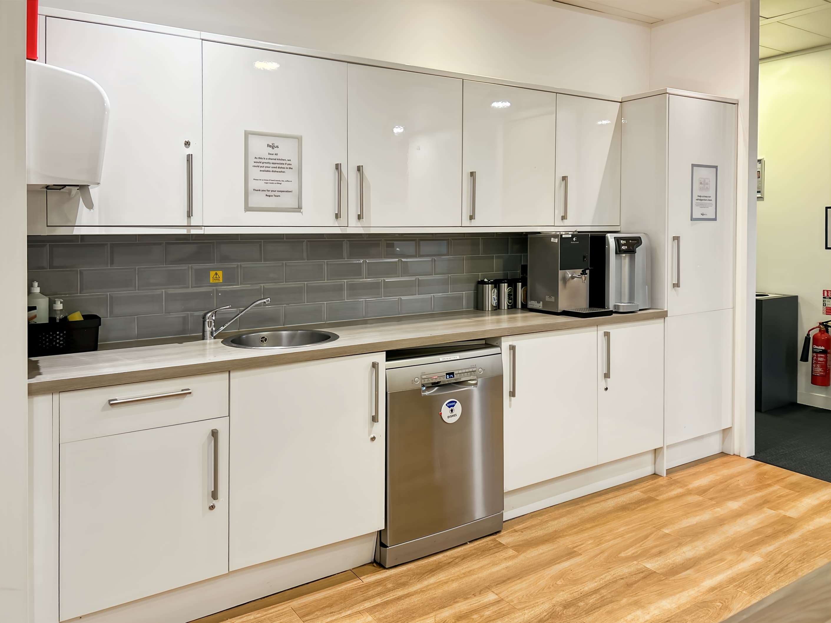 MANCHESTER, Spinningfields image 5