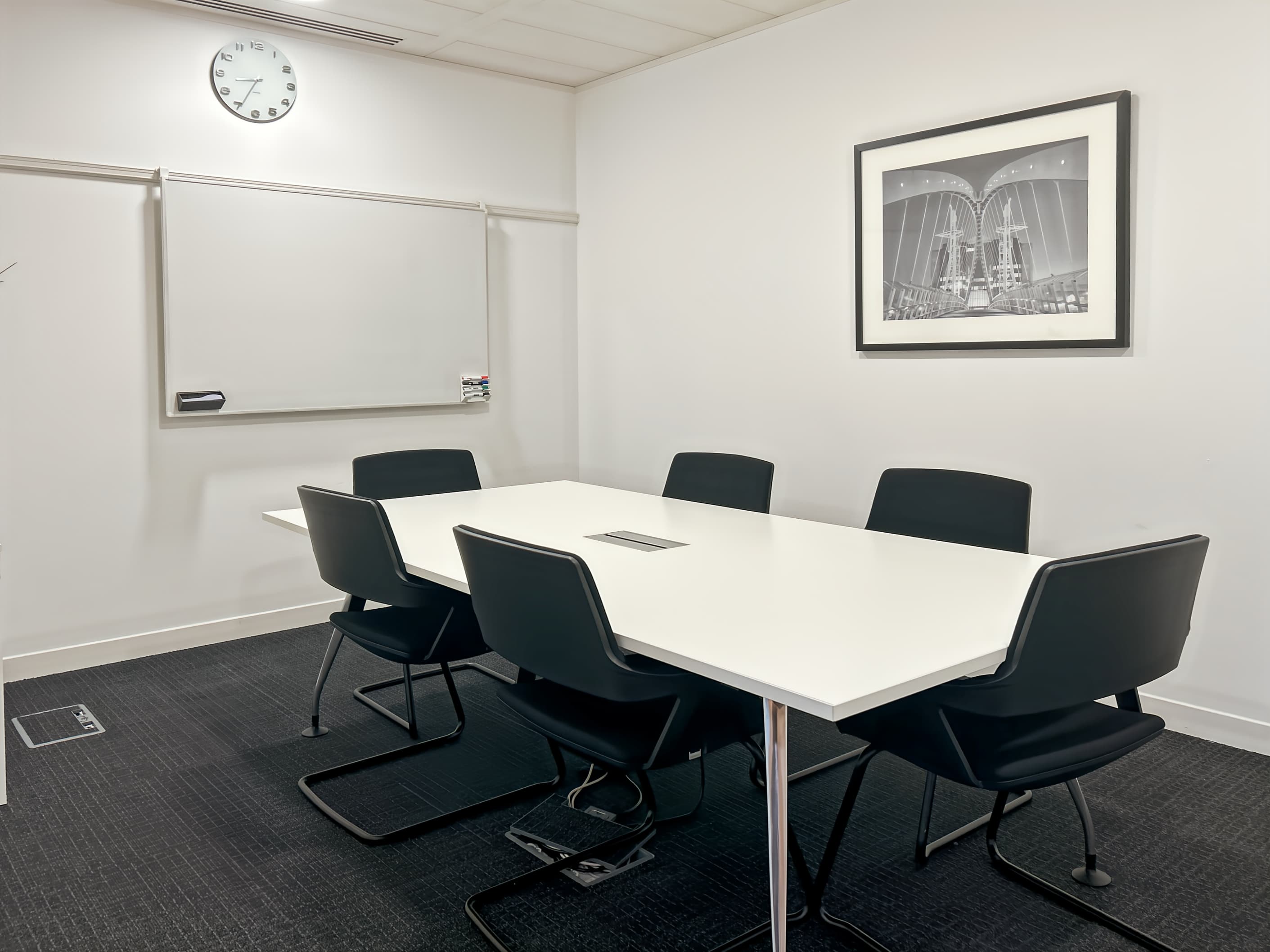 MANCHESTER, Spinningfields image 11