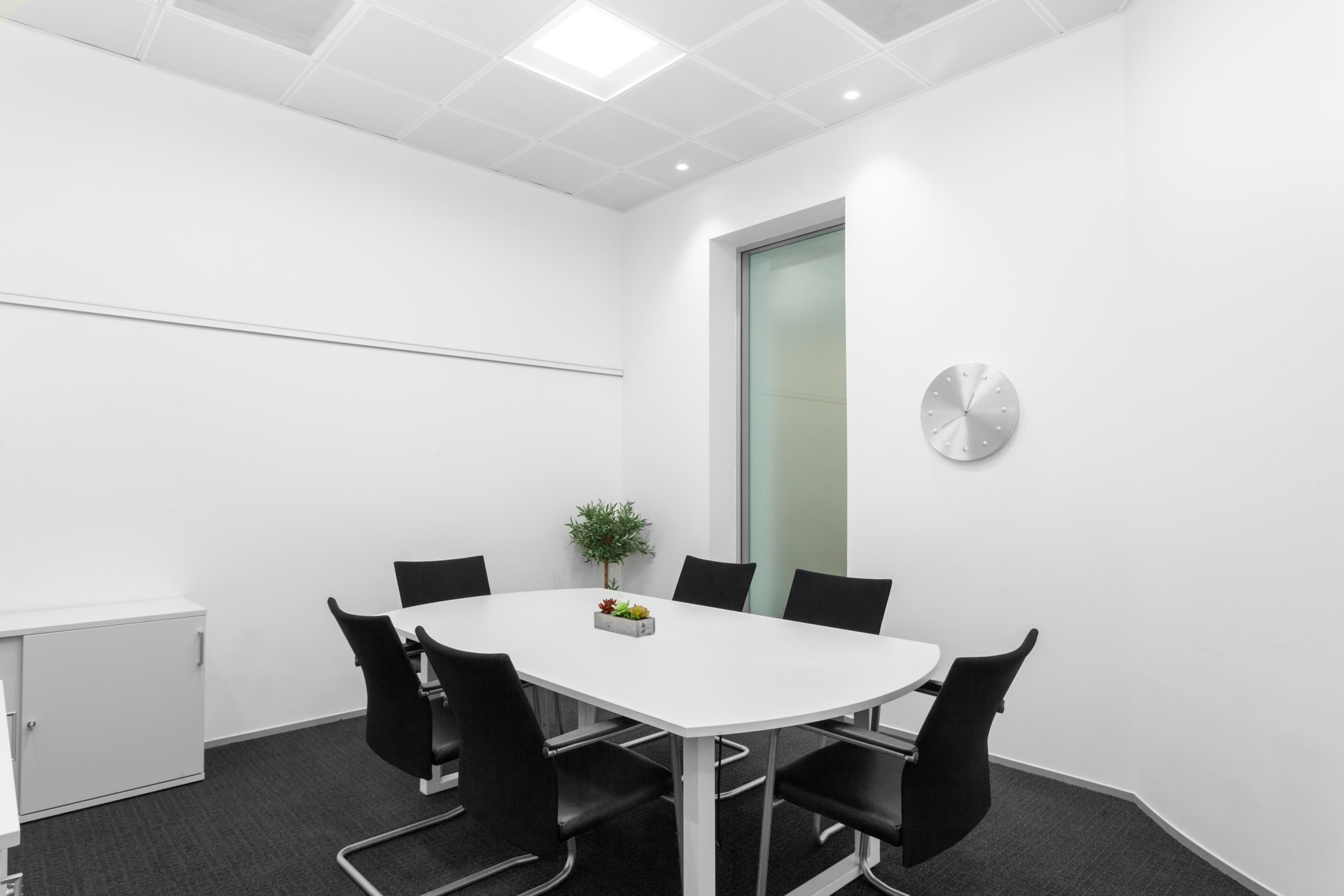 READING, Forbury Square image 9