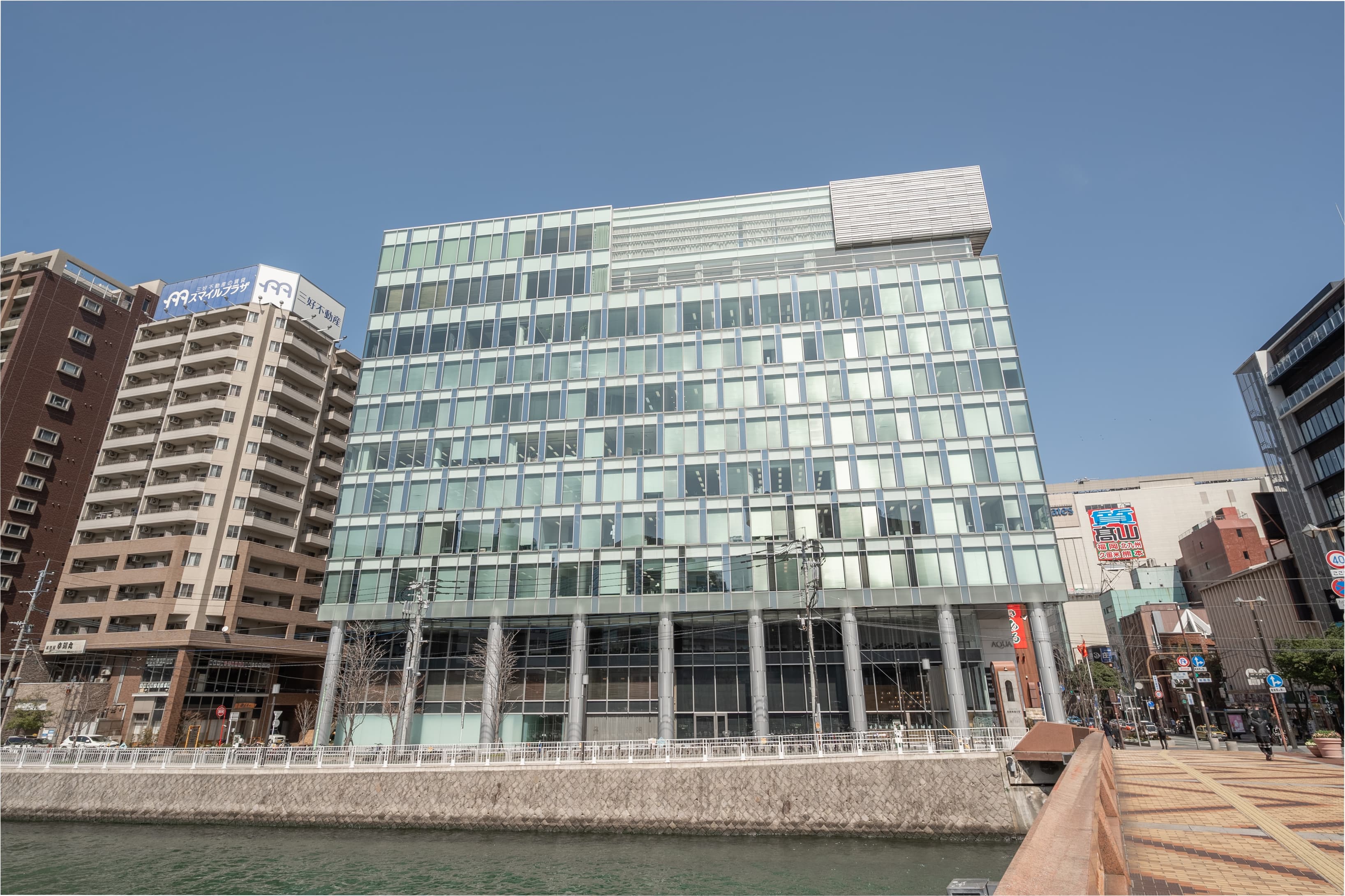 FUKUOKA, Aqua Hakata image 2