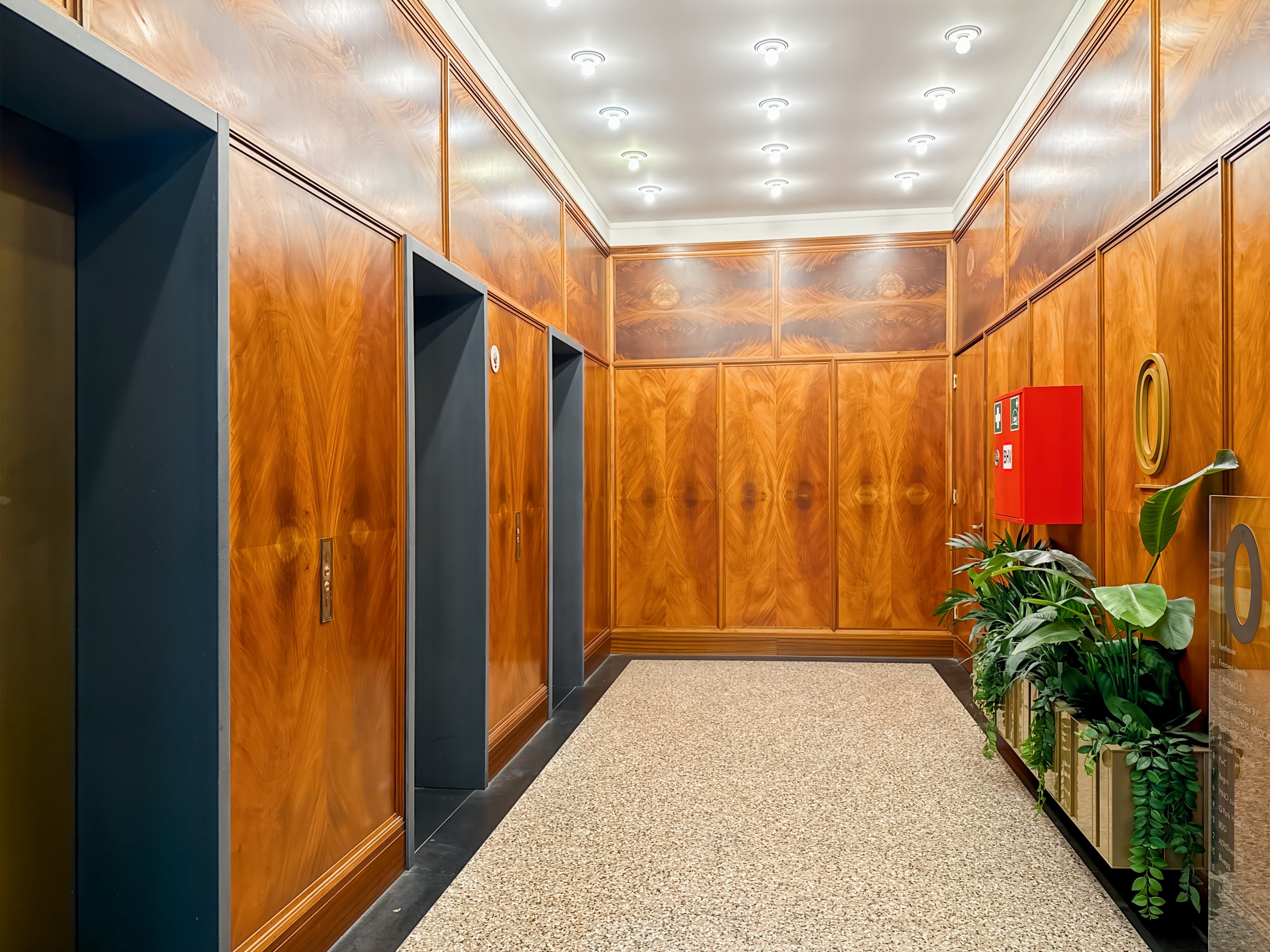 MAASTRICHT, City Centre image 9