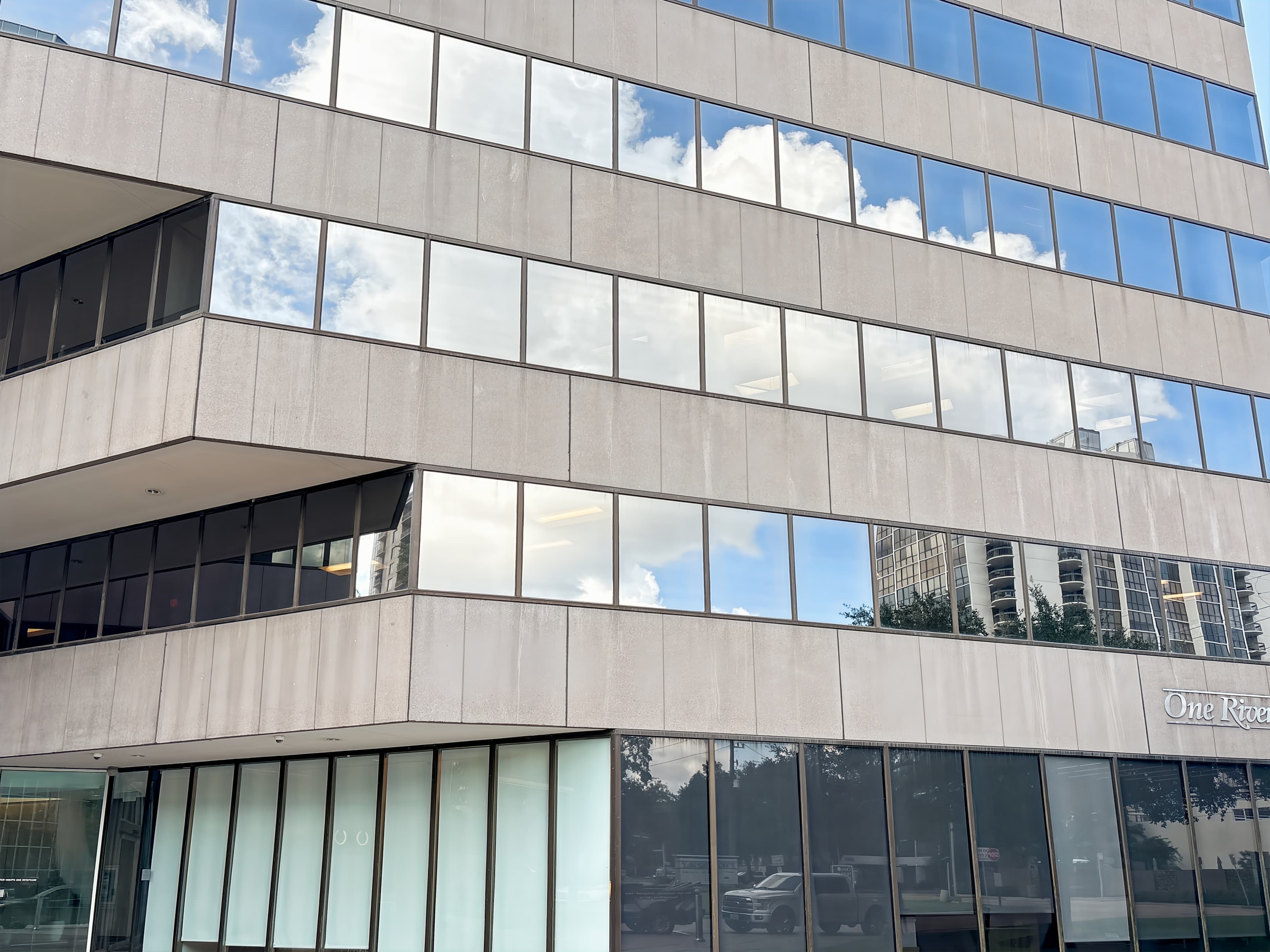 TX, Houston - One Riverway (HQ) image 10