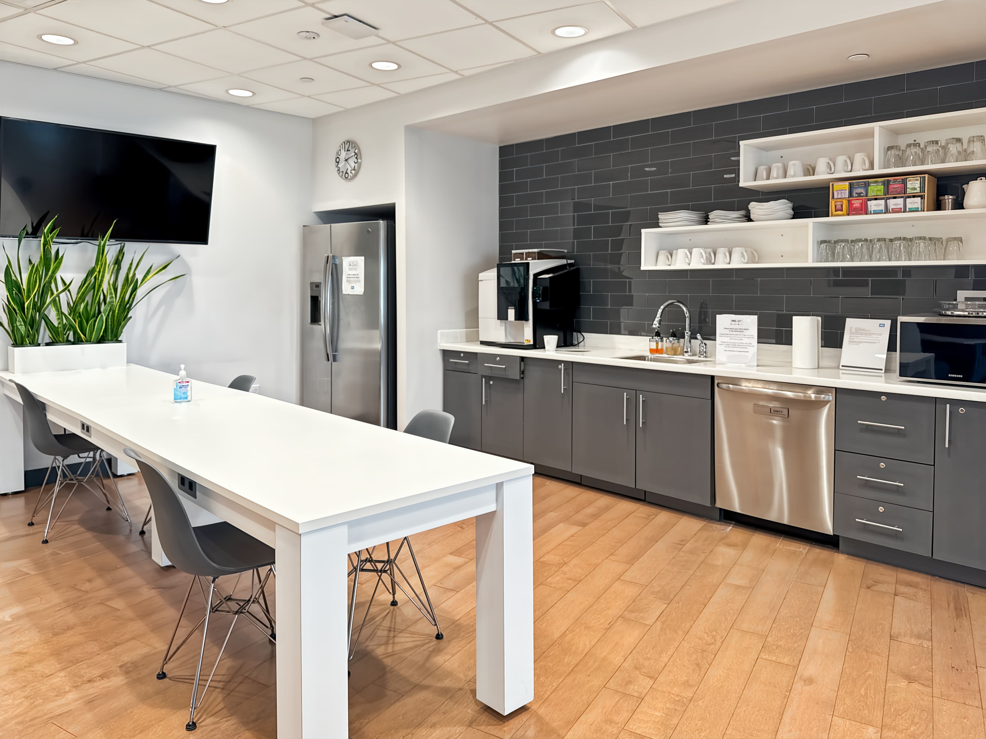 LA, New Orleans - Place St. Charles (HQ) image 12 LA, New Orleans - Place St. Charles (HQ) image 12