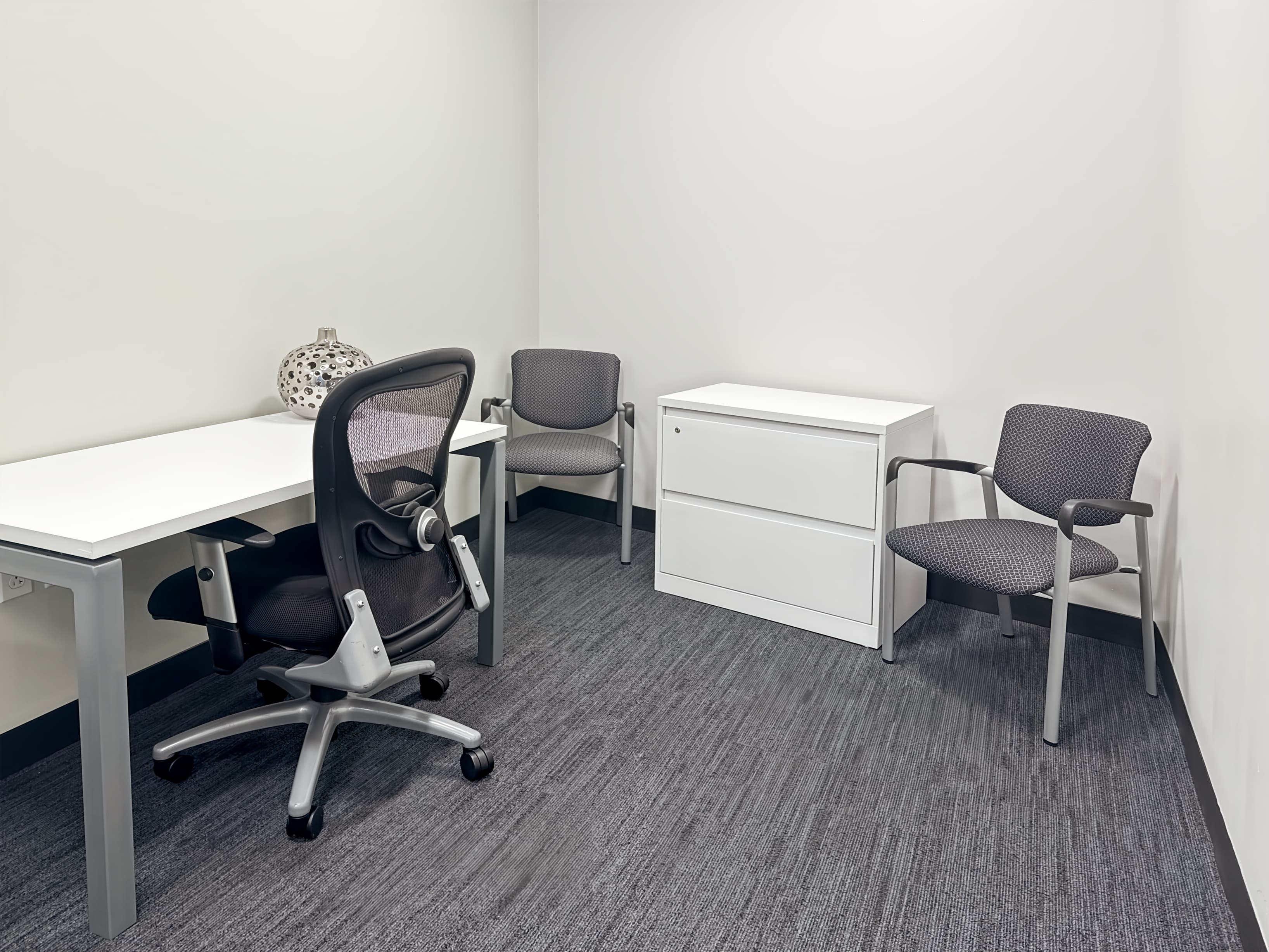 LA, New Orleans - Place St. Charles (HQ) image 7 LA, New Orleans - Place St. Charles (HQ) image 7