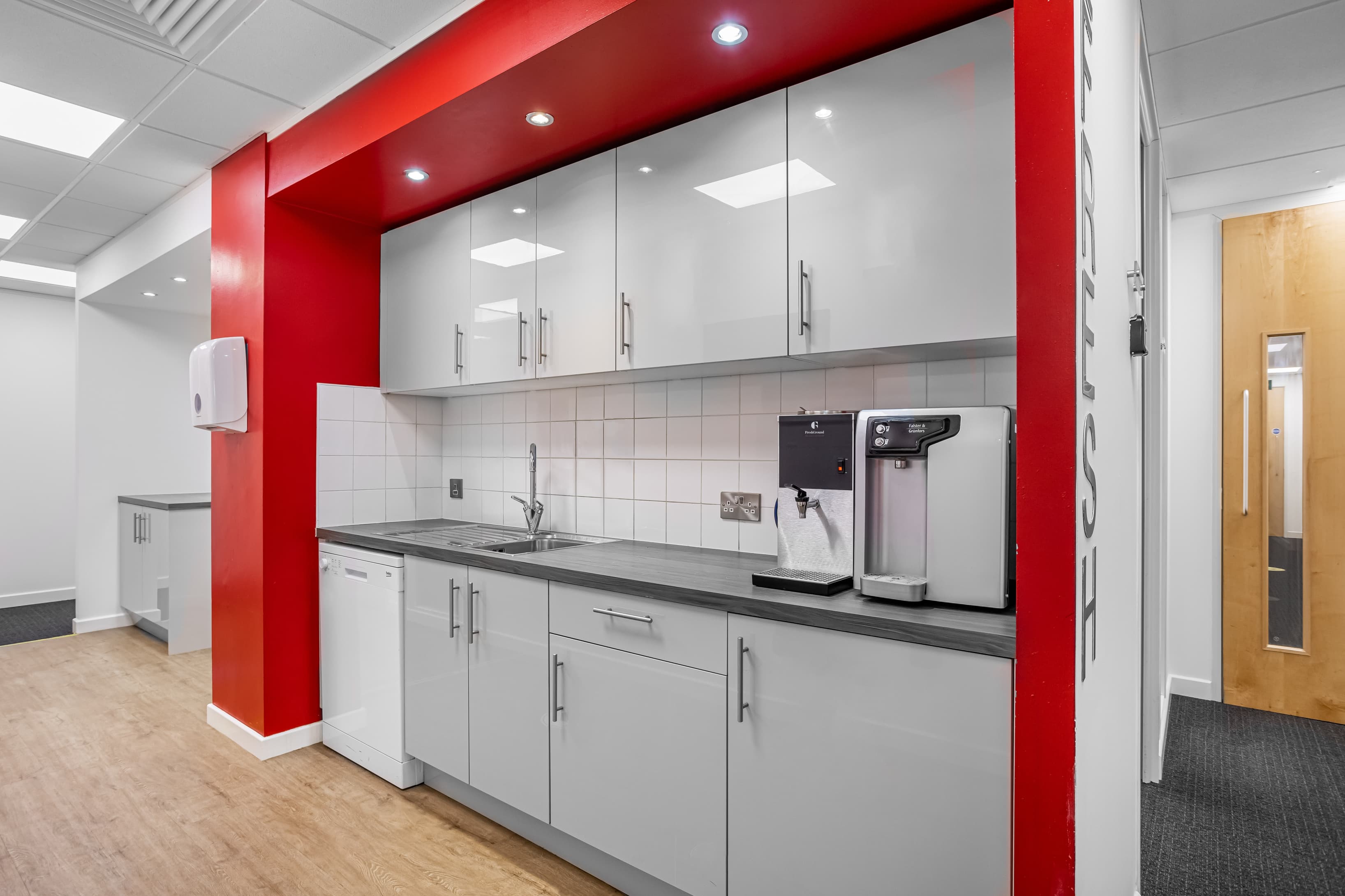 PETERBOROUGH, City Centre image 5