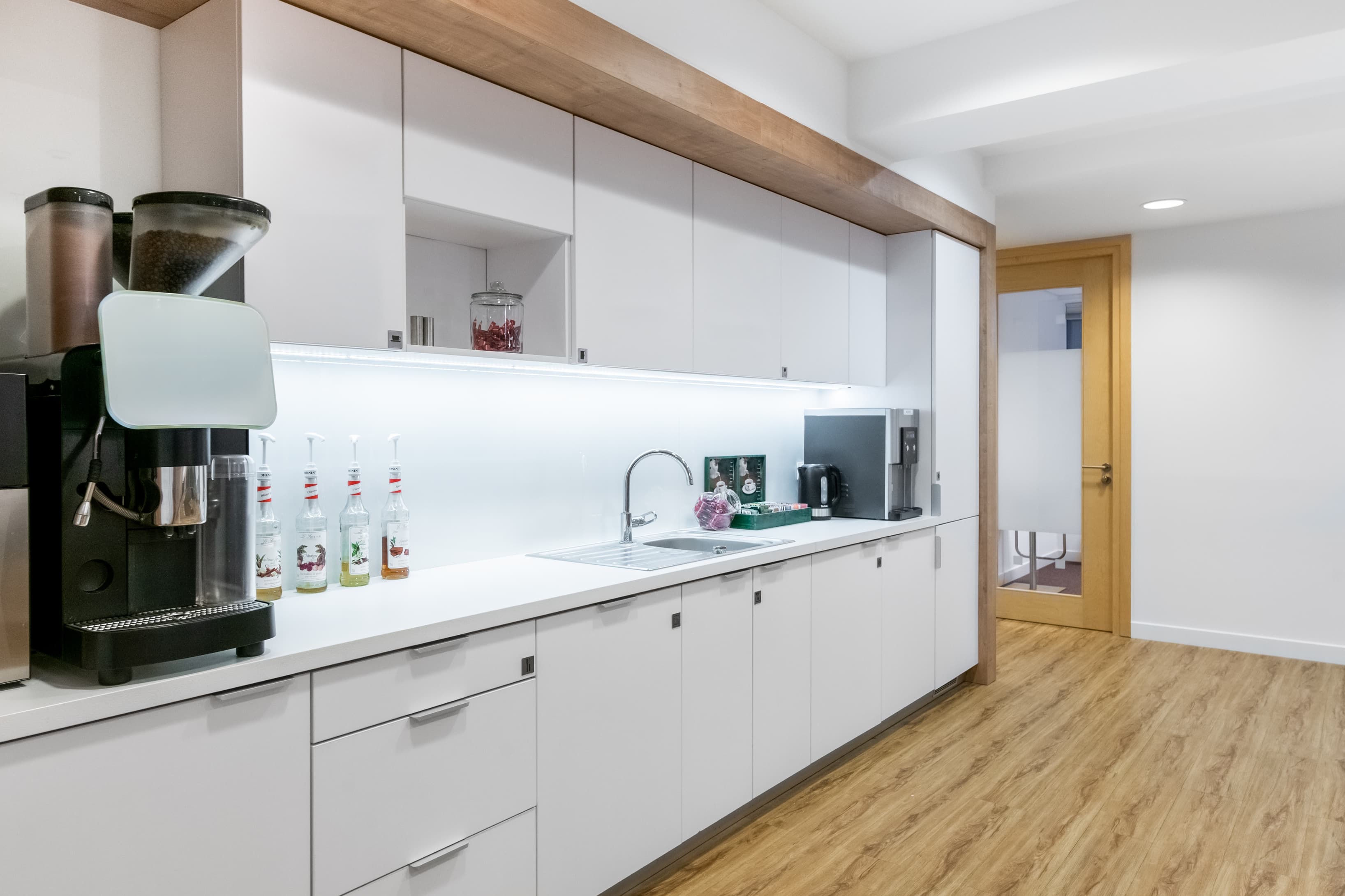 WARSAW, North Gate image 3 WARSAW, North Gate image 3