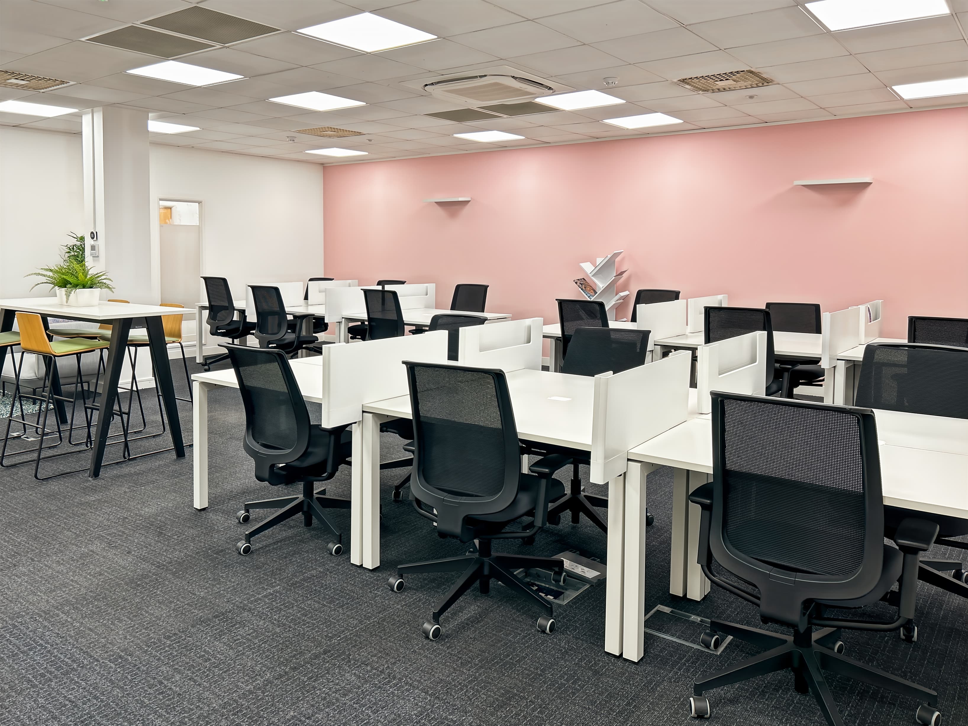 BELFAST, City Centre image 7