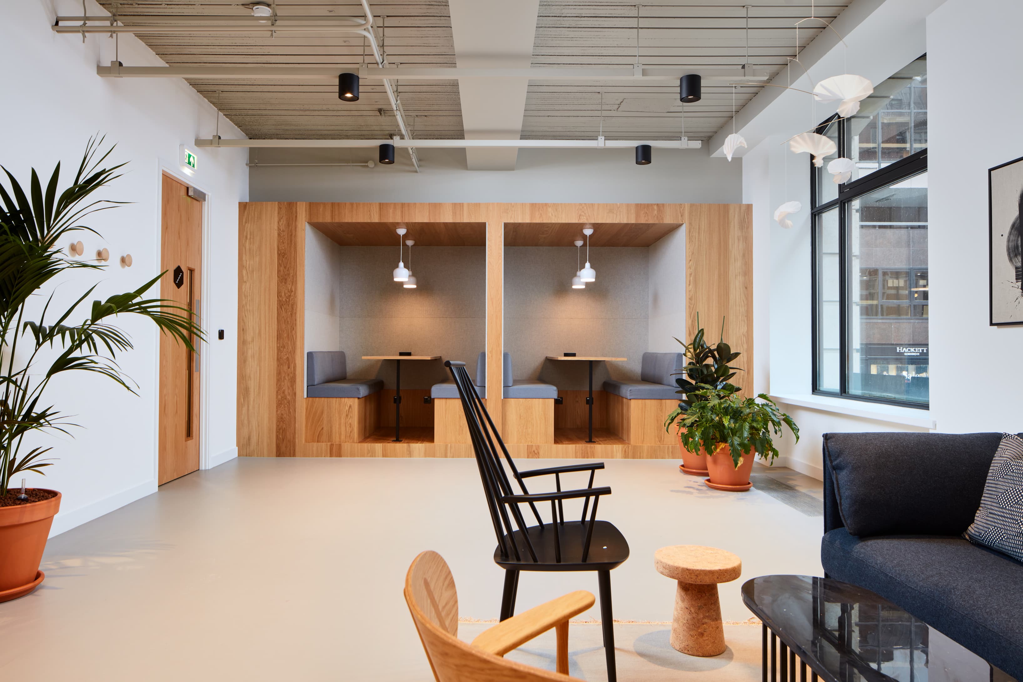 LONDON, LIVERPOOL STREET STATION image 11