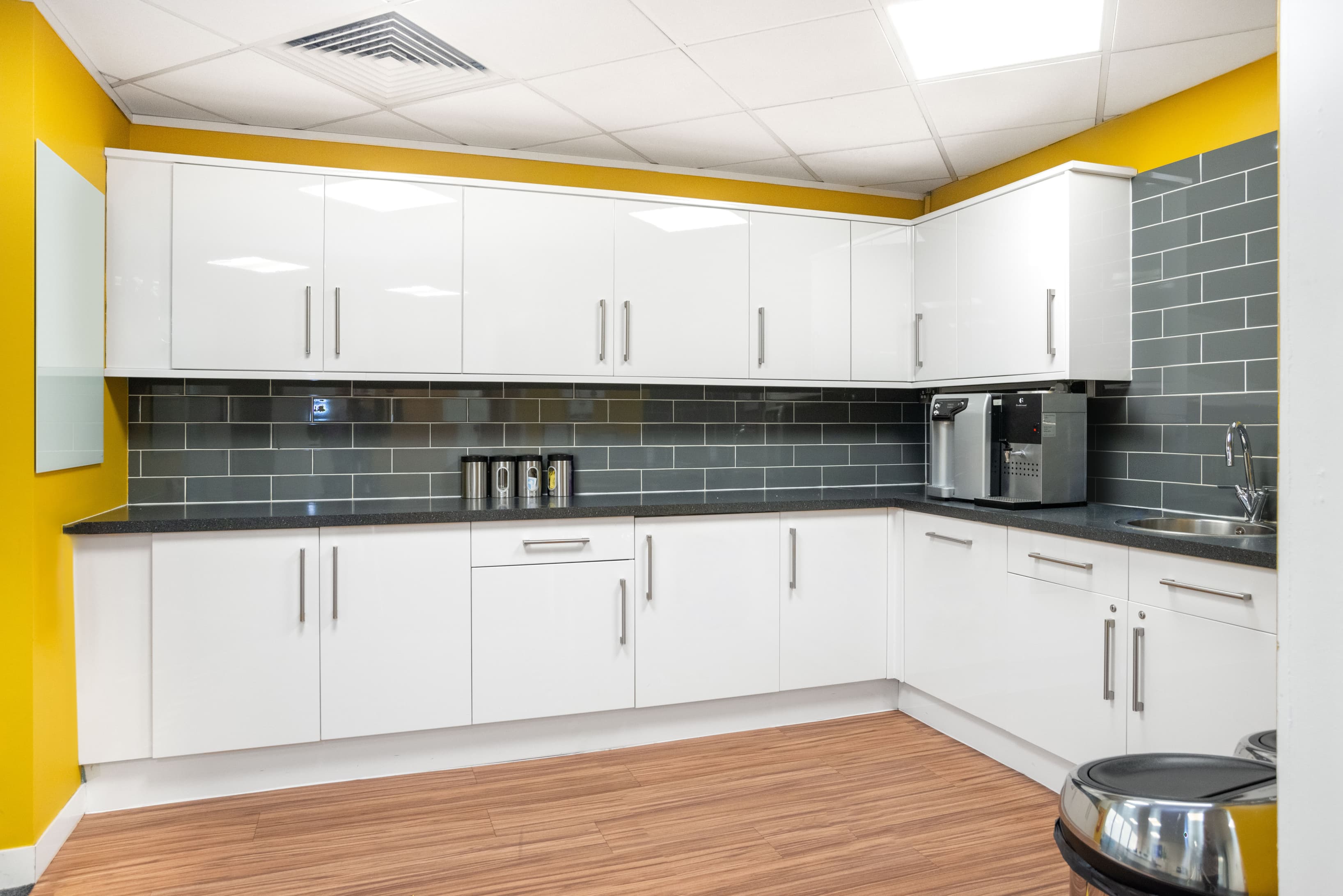 NOTTINGHAM, City Centre image 7 NOTTINGHAM, City Centre image 7