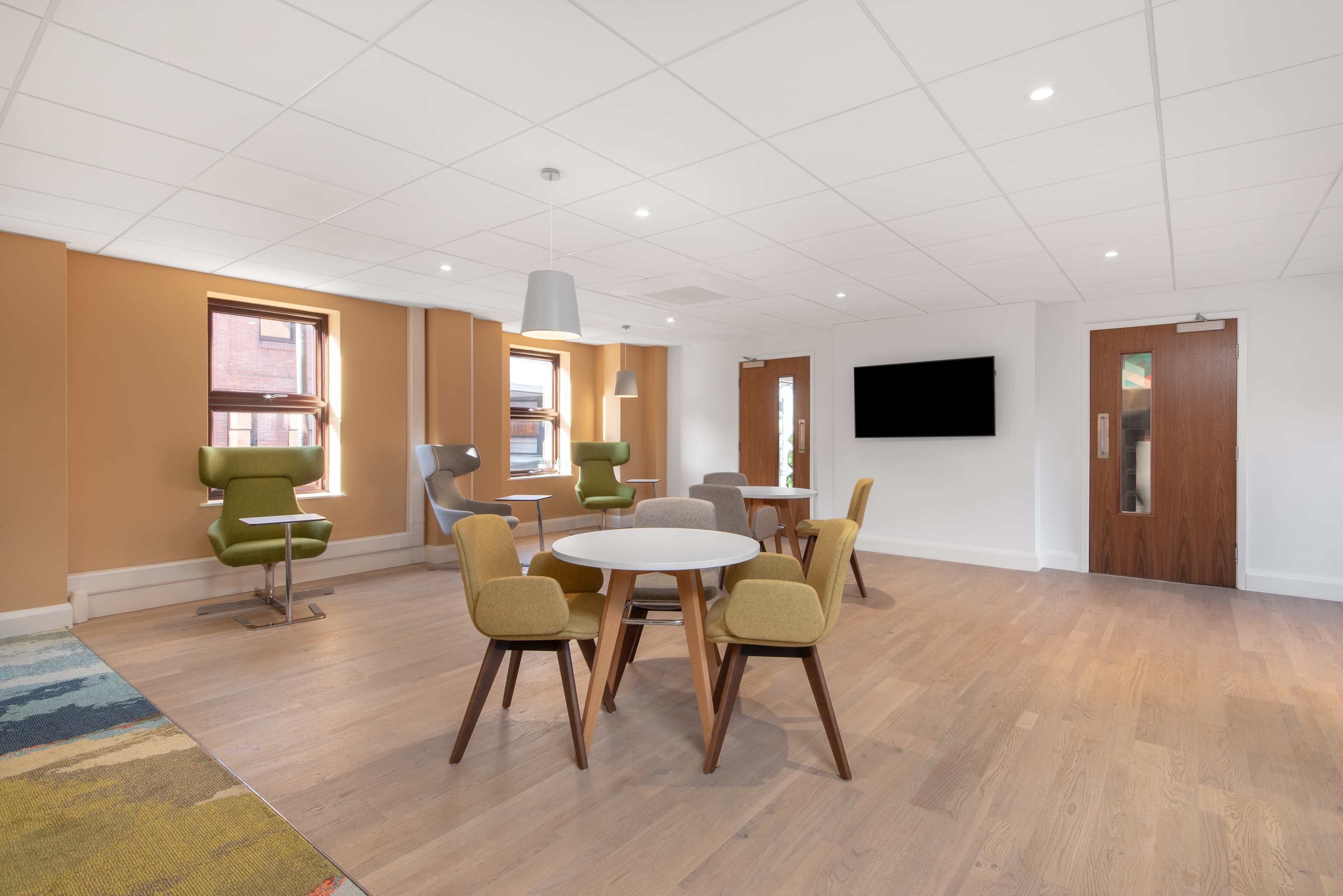 NEWBURY, Oxford House image 3 NEWBURY, Oxford House image 3