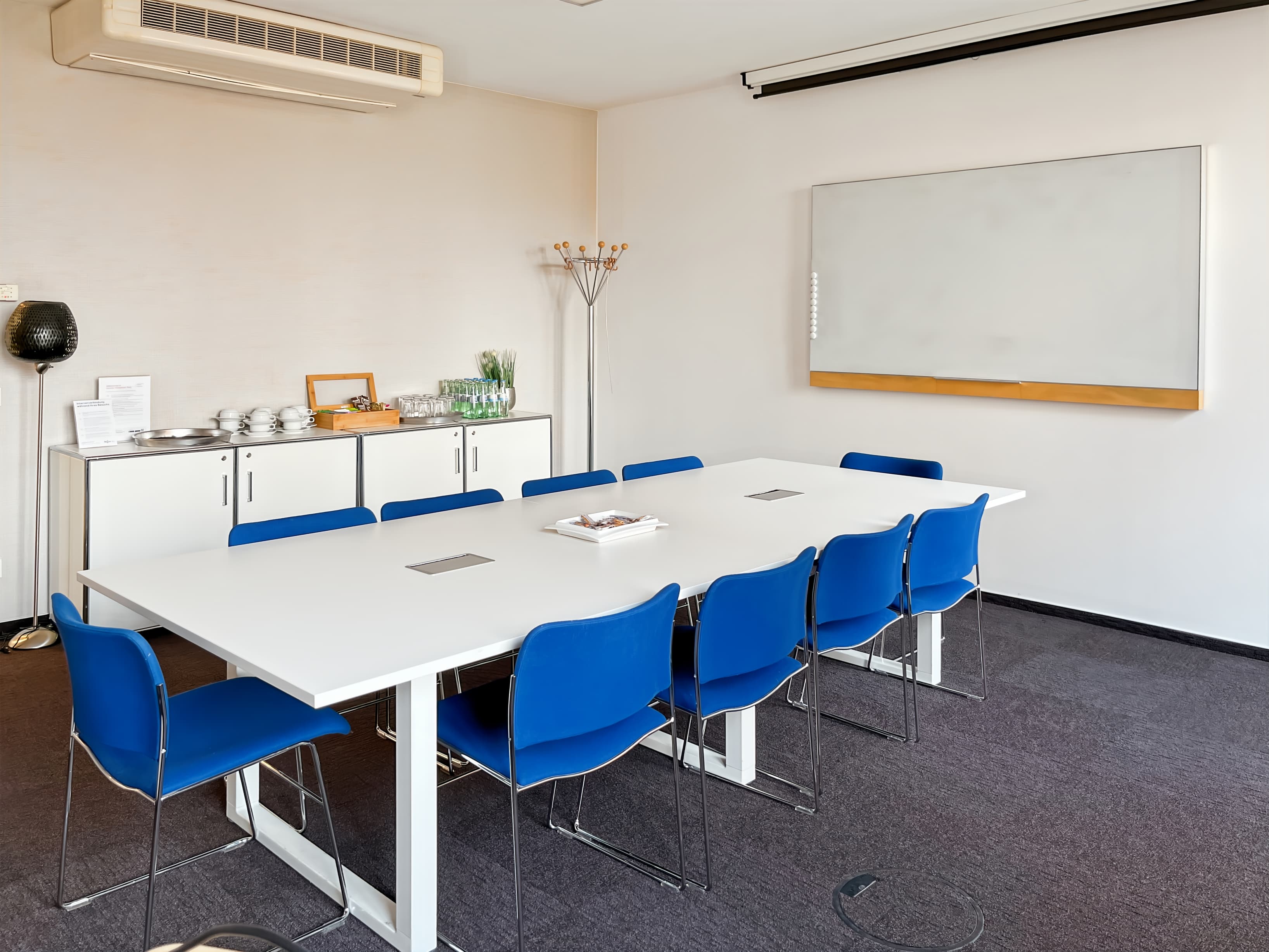 BERLIN, Quartier Potsdamer Platz image 9