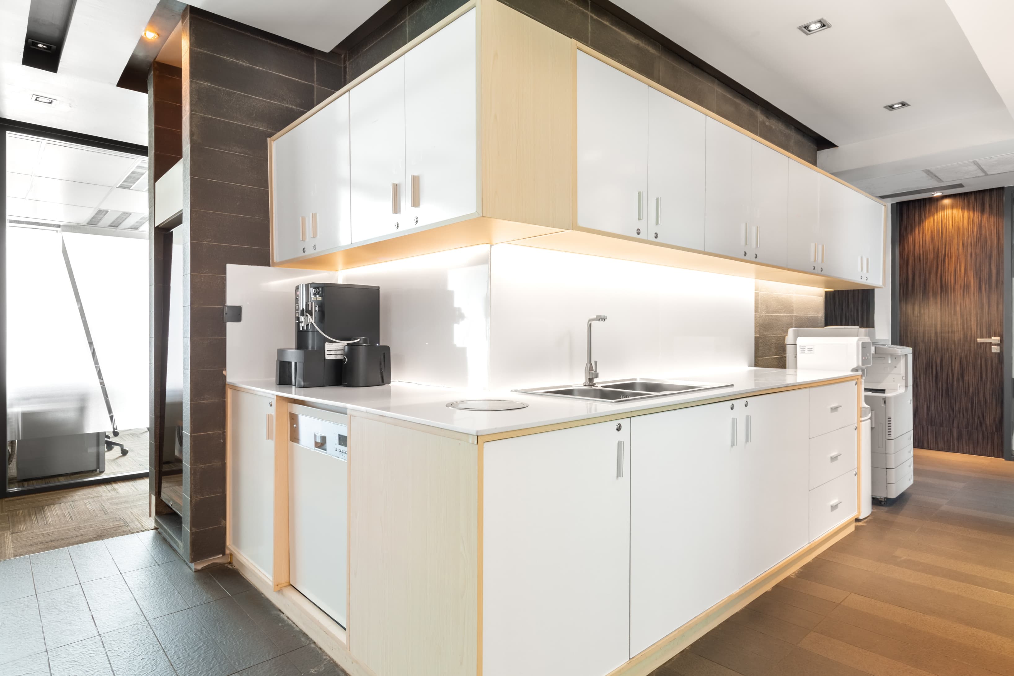 PHNOM PENH, Canadia Bank Tower image 5