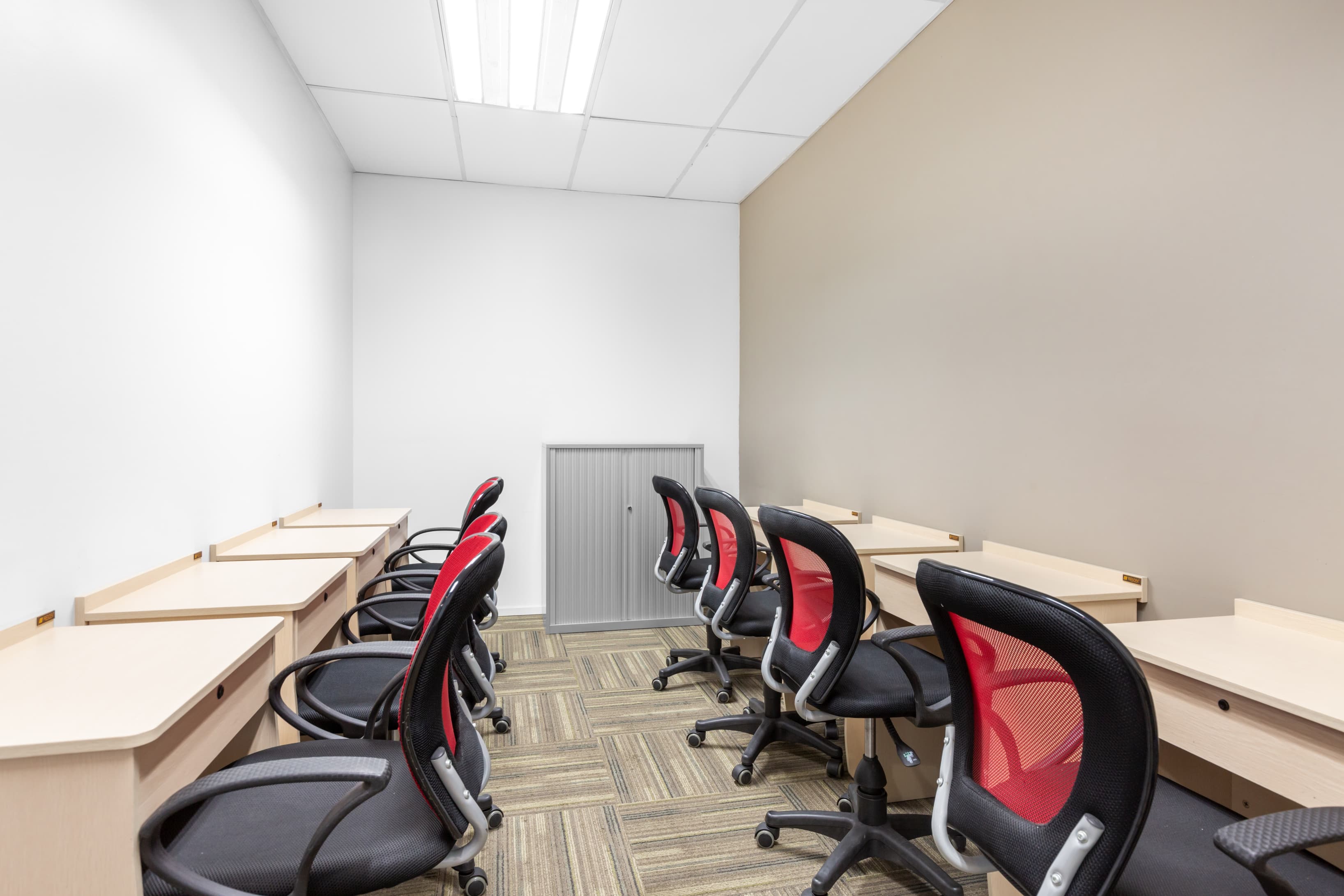 PHNOM PENH, Canadia Bank Tower image 3