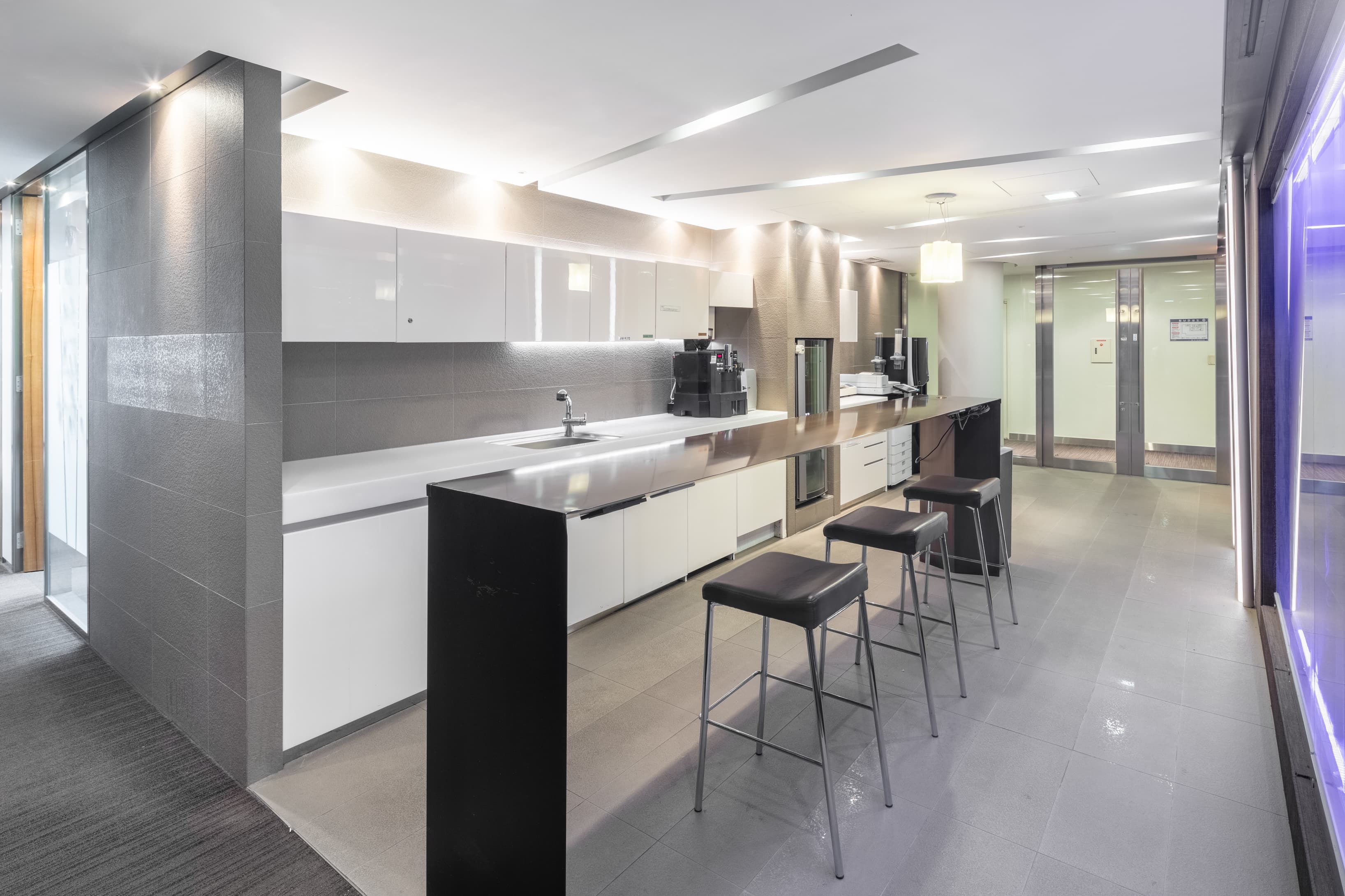 SEOUL, Gangnam Station Centre image 1 SEOUL, Gangnam Station Centre image 1