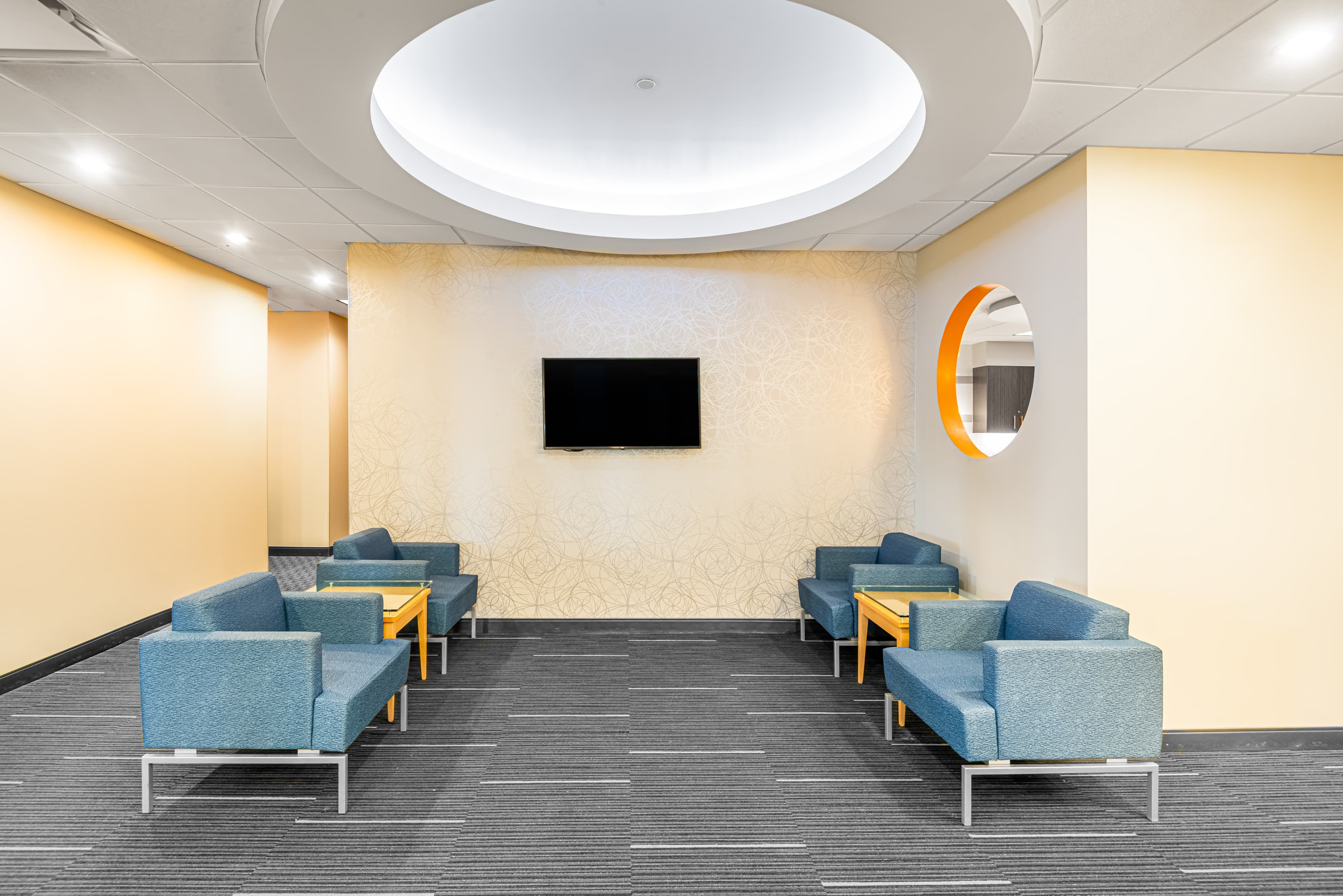 VA, Hampton - Peninsula Town Center image 2 VA, Hampton - Peninsula Town Center image 2