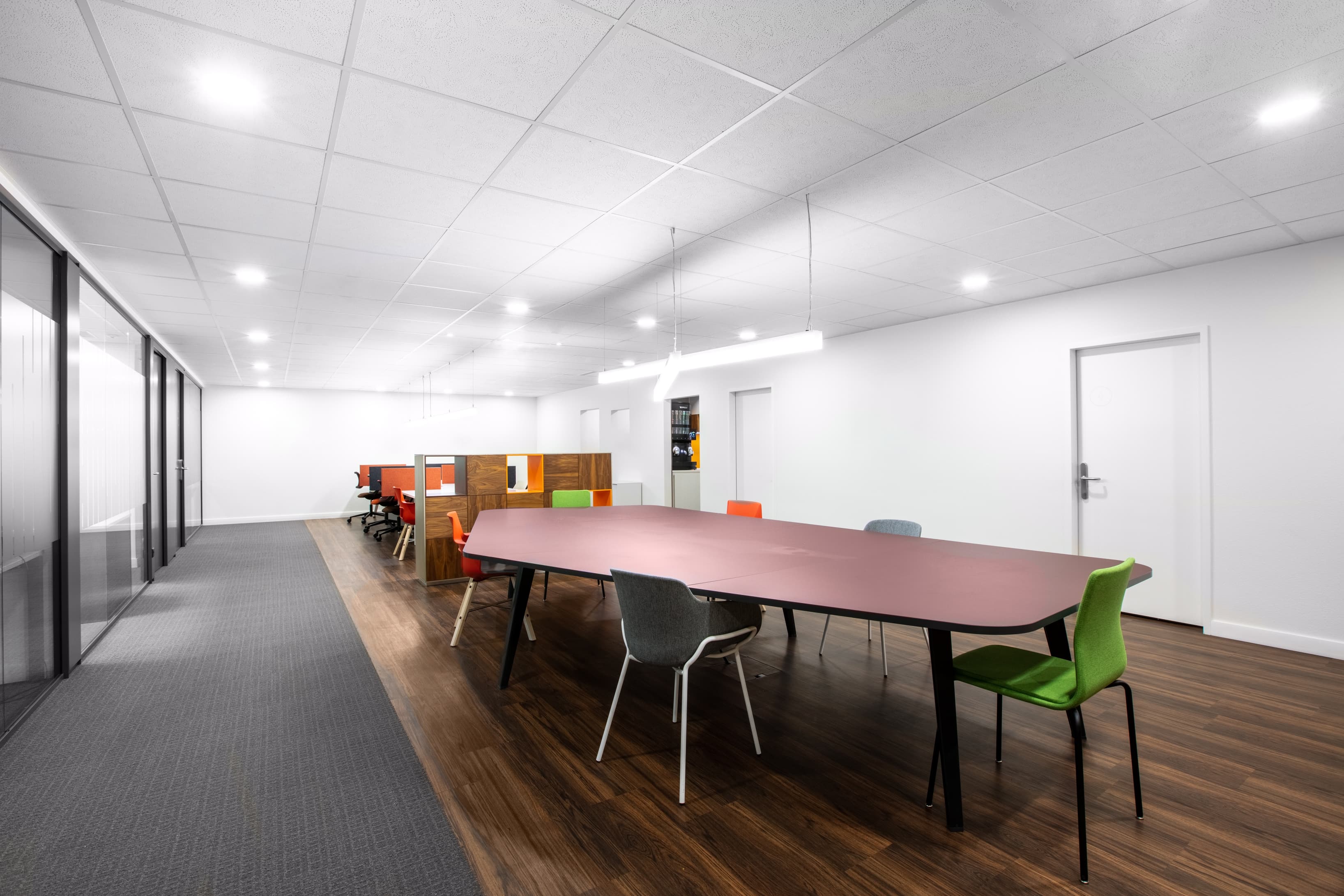 Zug, Metalli image 7