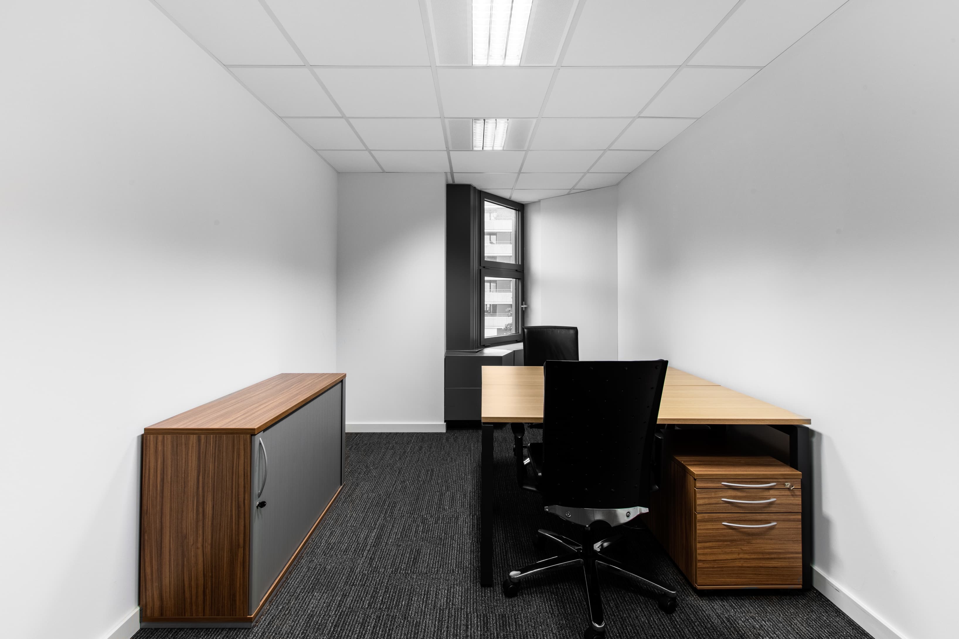 Zug, Metalli image 6