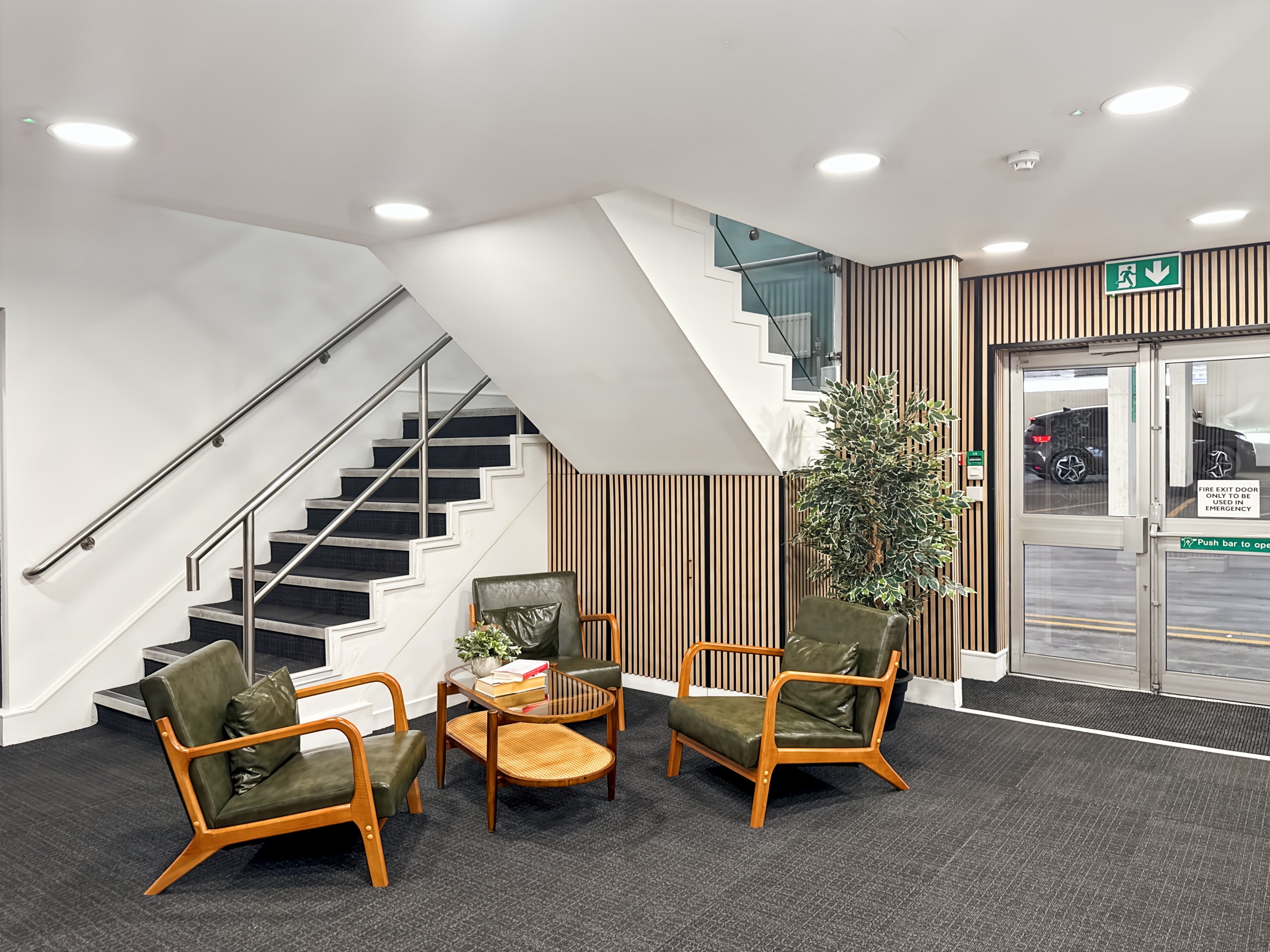 EDINBURGH, Princes Street image 14