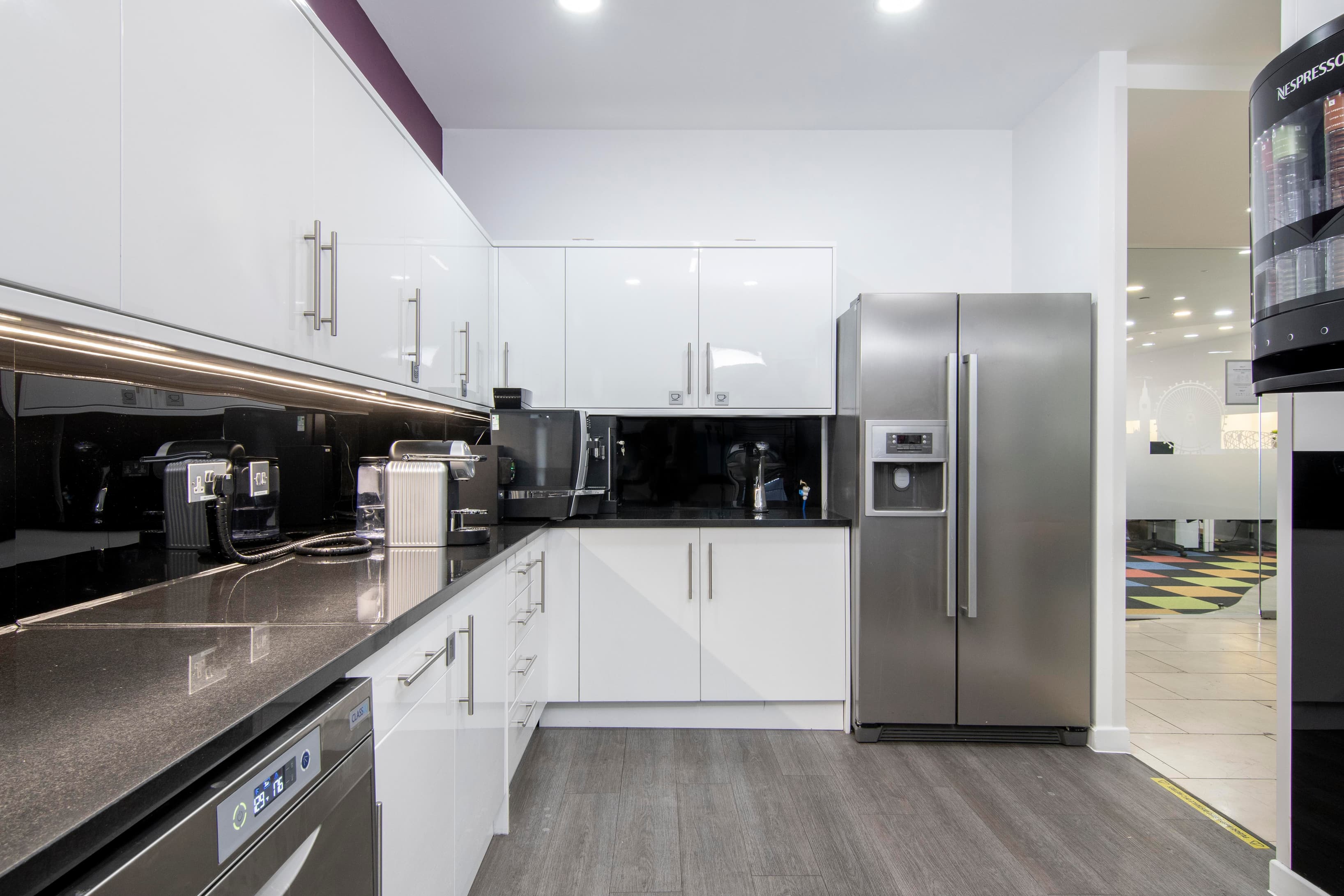 LONDON, 37th Floor Canary Wharf - One Canada Square image 4 LONDON, 37th Floor Canary Wharf - One Canada Square image 4