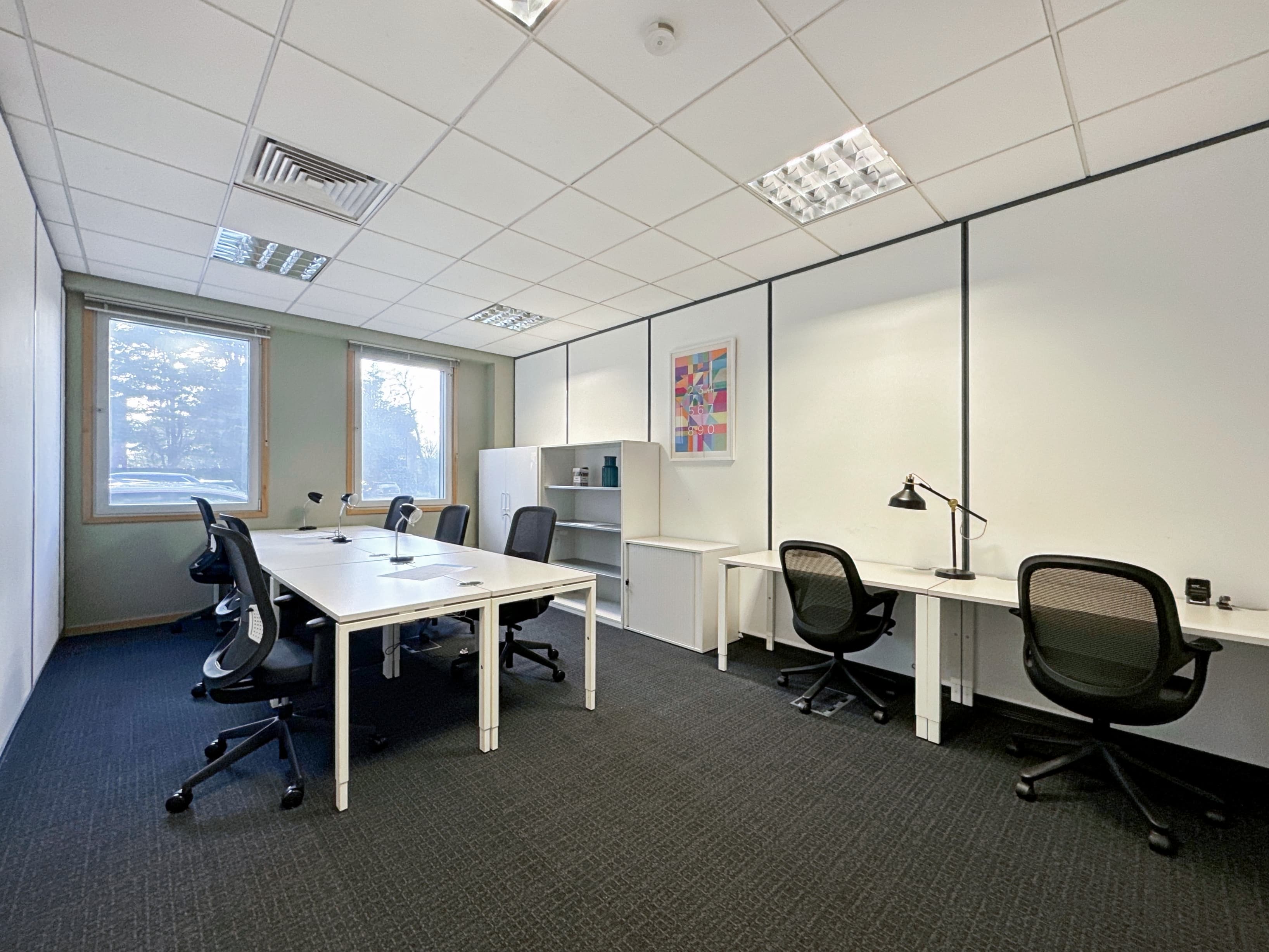 HEATHROW, Bath Road image 1