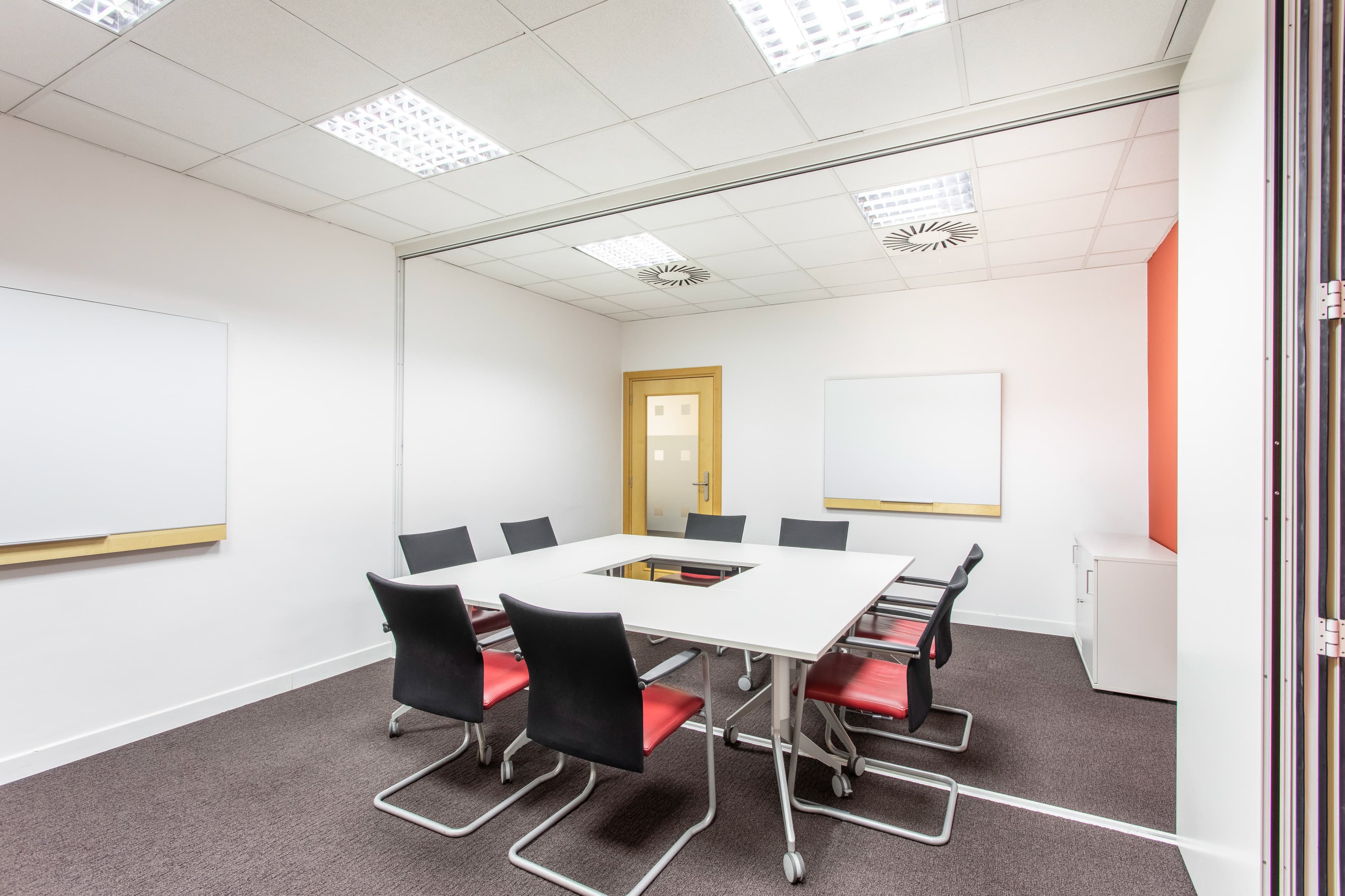 BELGRADE, New Town image 5