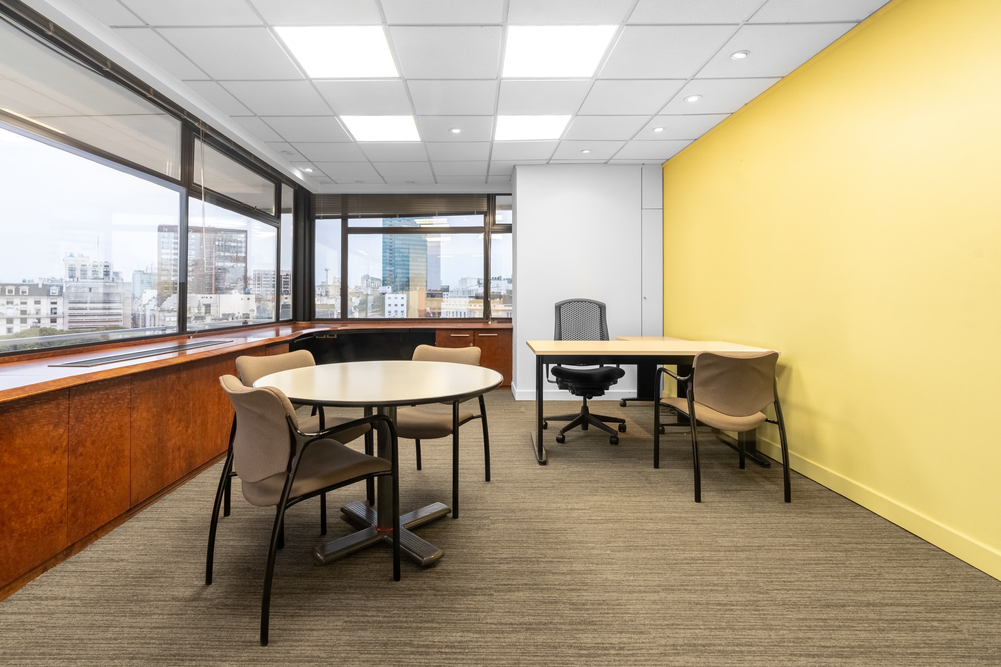 BUENOS AIRES, American Express Retiro image 4