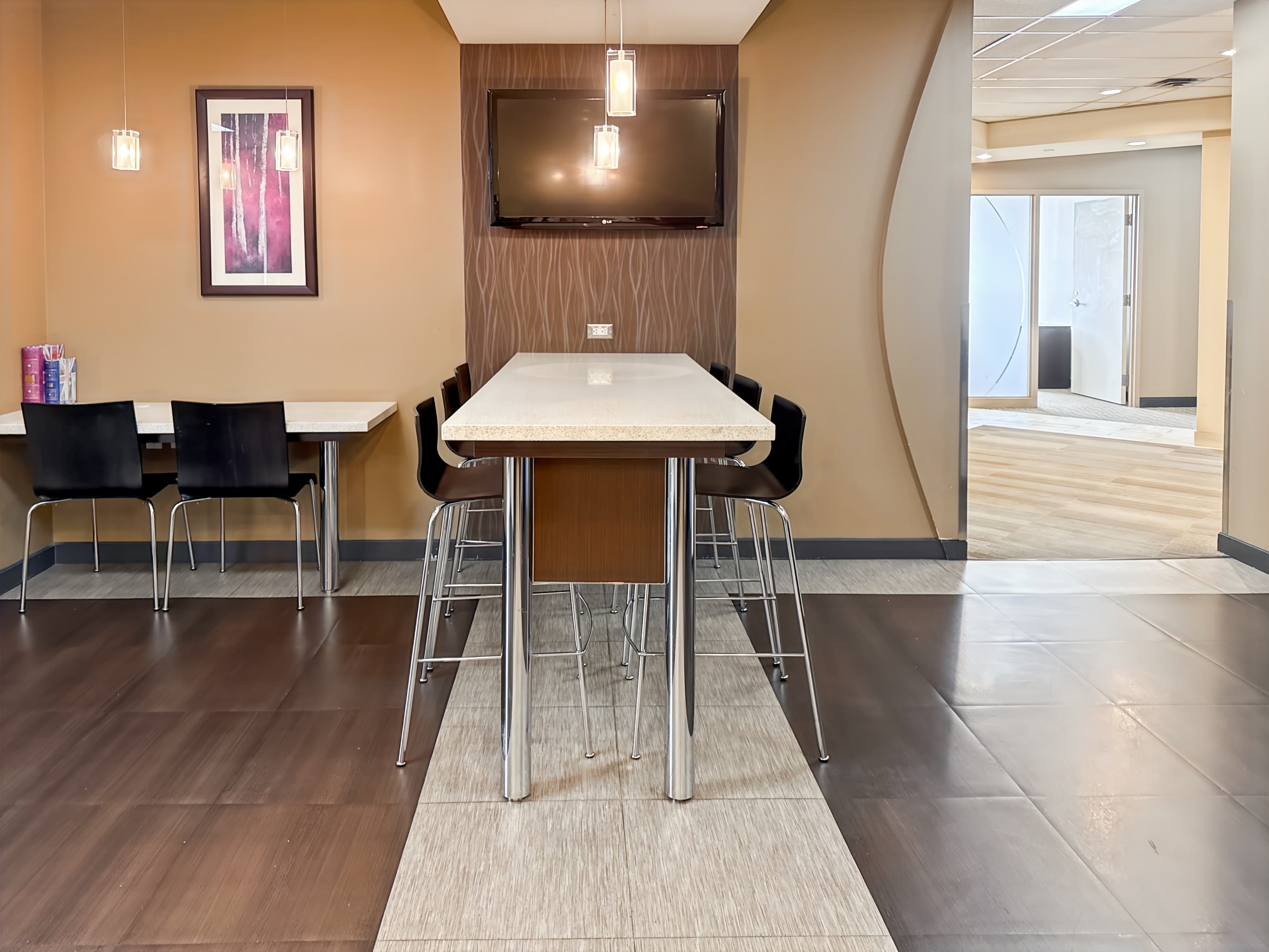 ON, Toronto – West Toronto - Etobicoke image 9