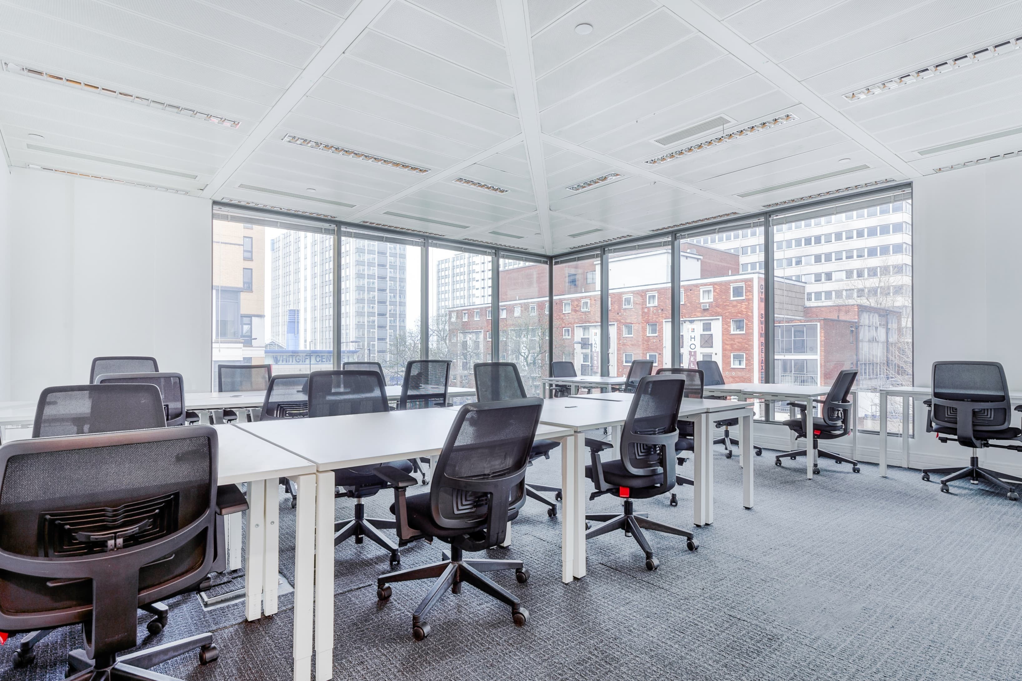 CROYDON, Lansdowne Road image 9