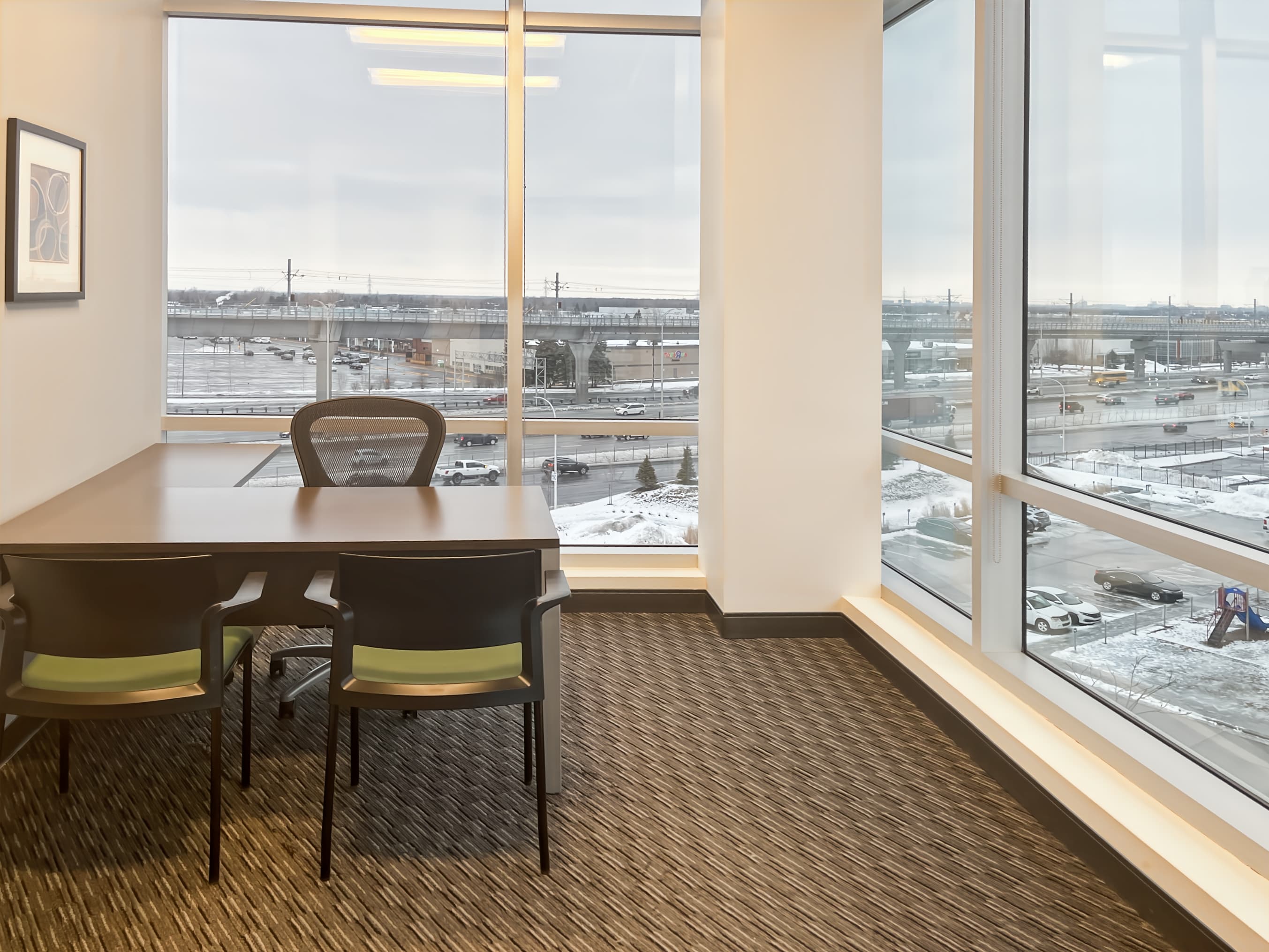 QC, Montreal, Pointe Claire – Montreal Airport image 7