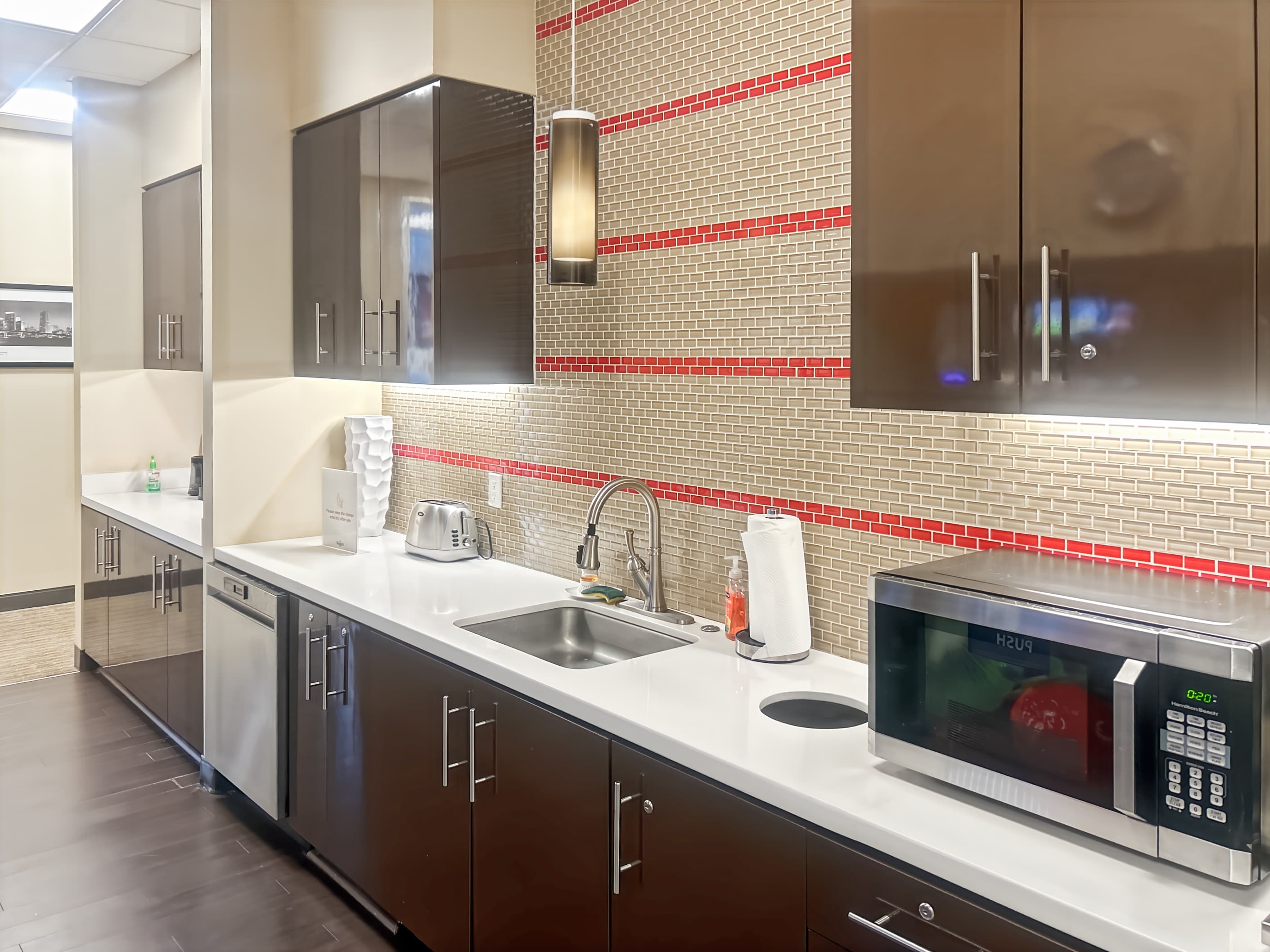 GA, Cumming – The Avenue Forsyth image 4