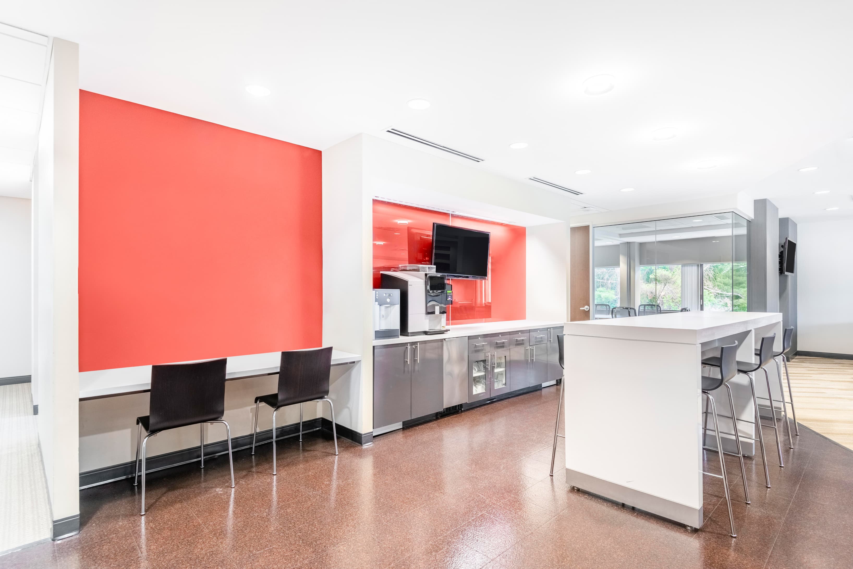 MA, Waltham – Waltham Centre image 4