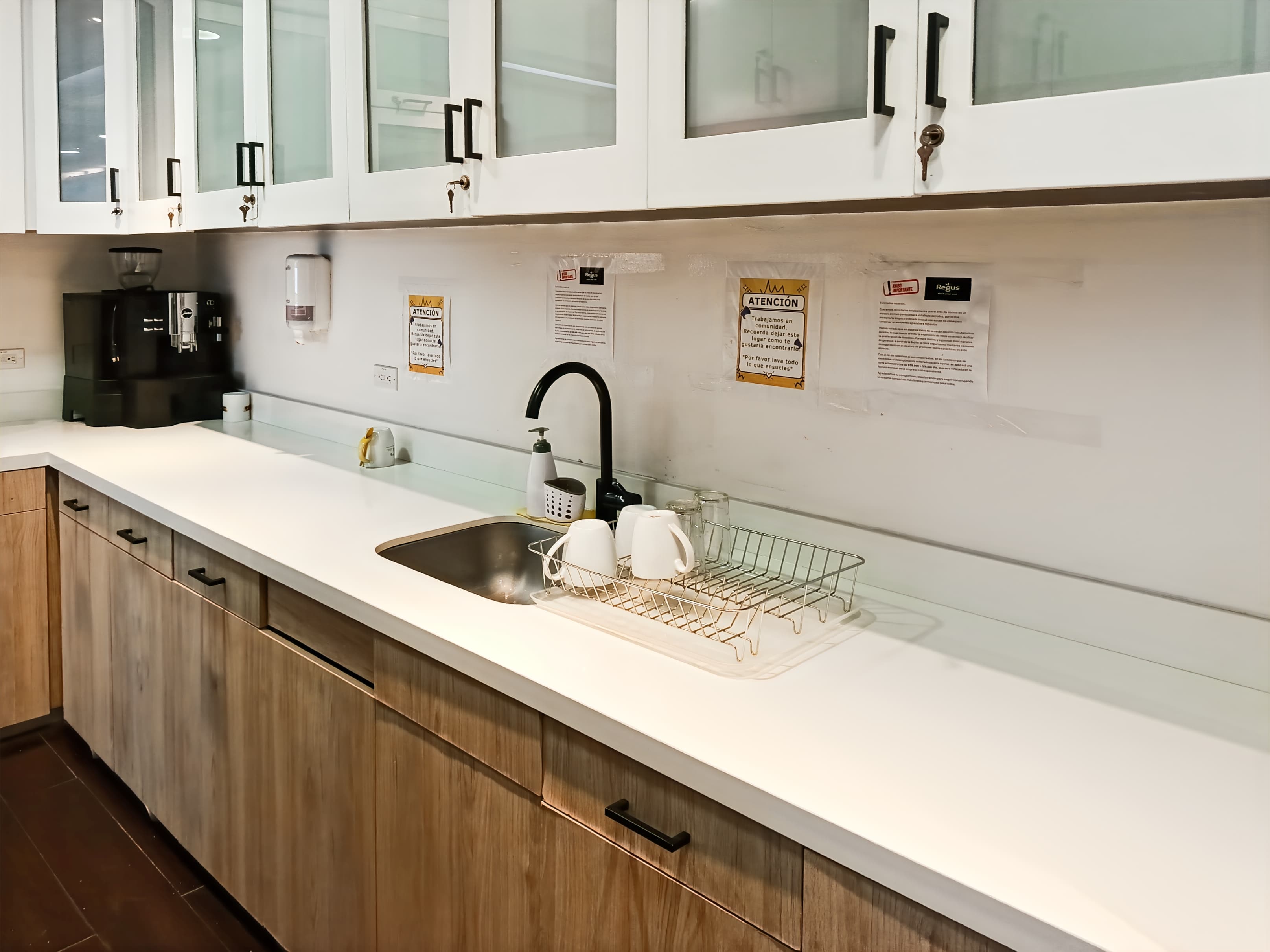 MEDELLIN, San Fernando Plaza image 7