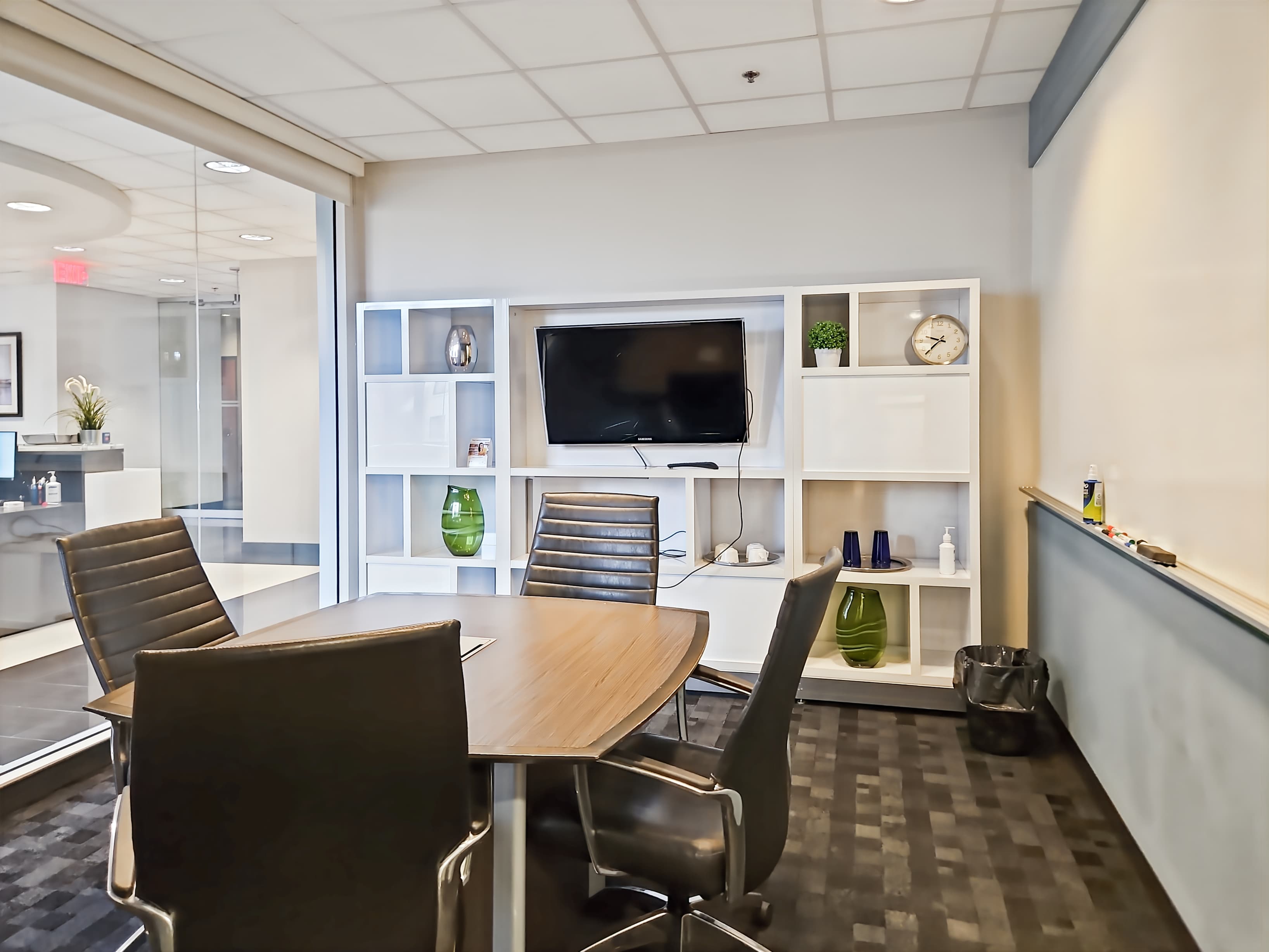 BC, Victoria - The Atrium image 10