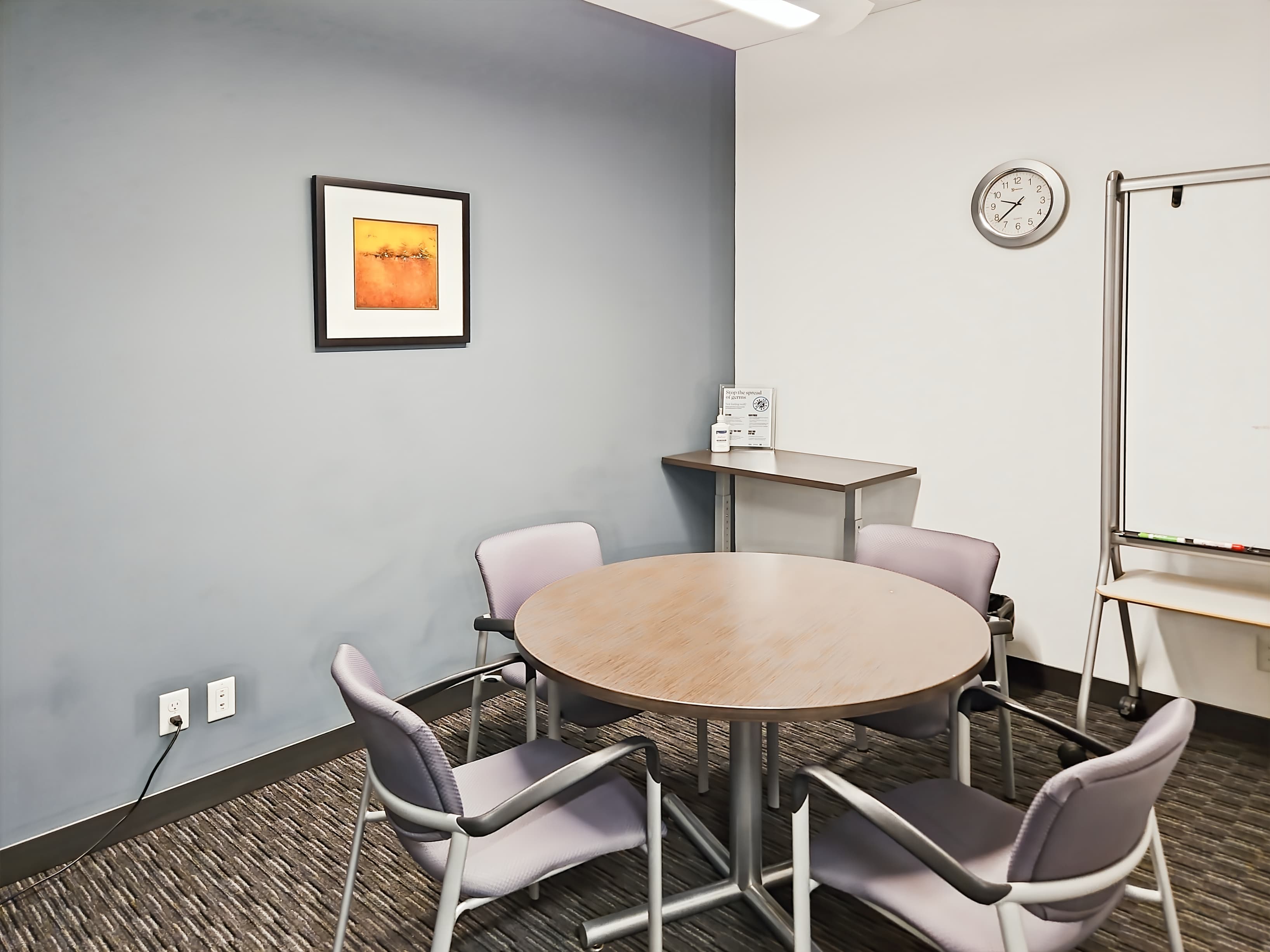 BC, Victoria - The Atrium image 6