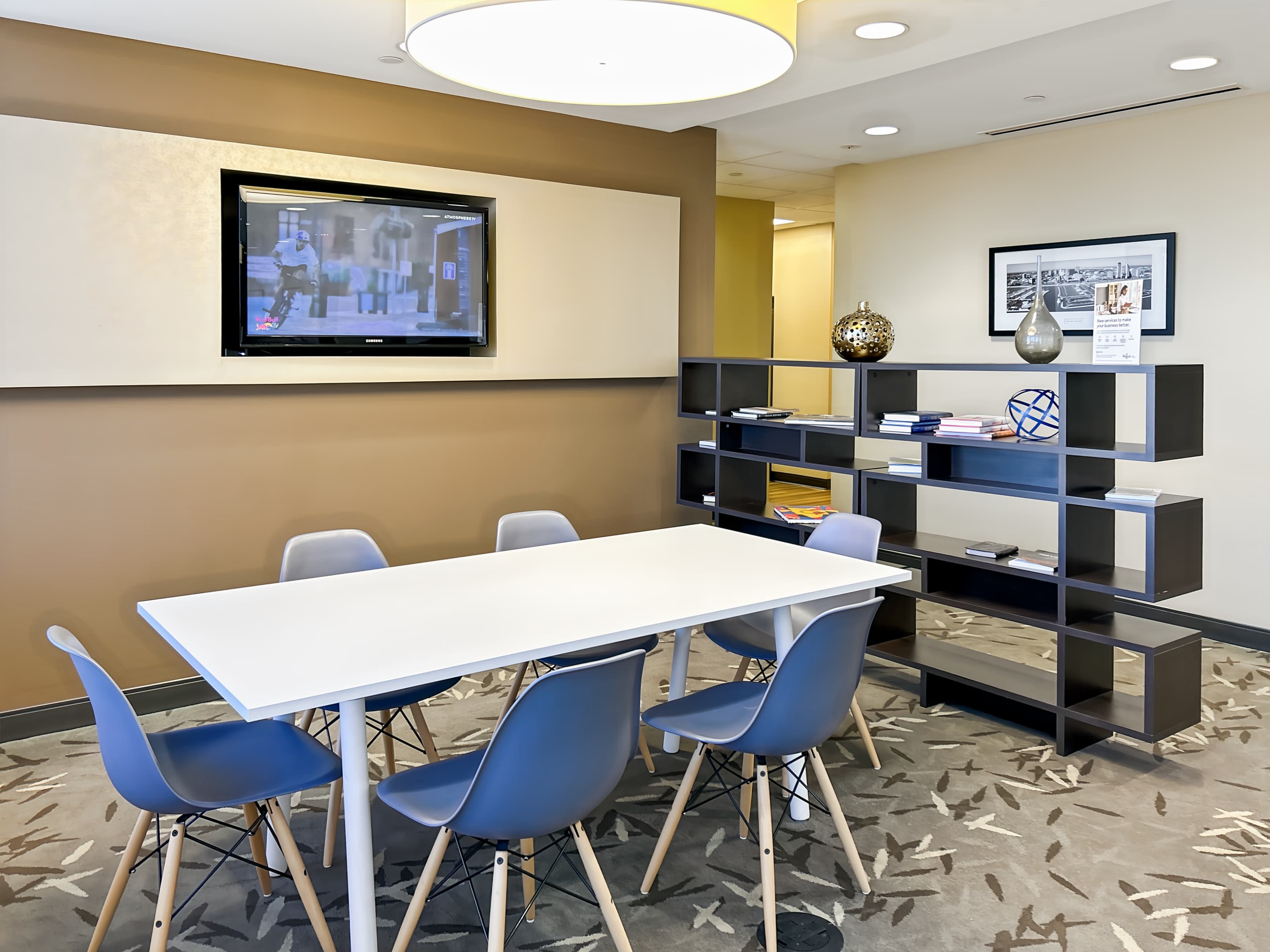 MO, St. Louis - Clayton - Pierre Laclede image 12