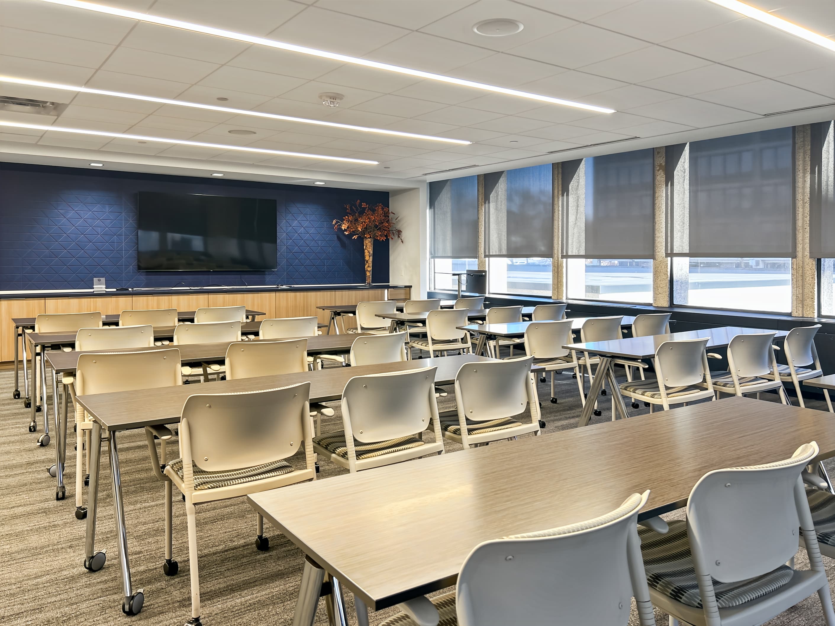 MO, St. Louis - Clayton - Pierre Laclede image 14