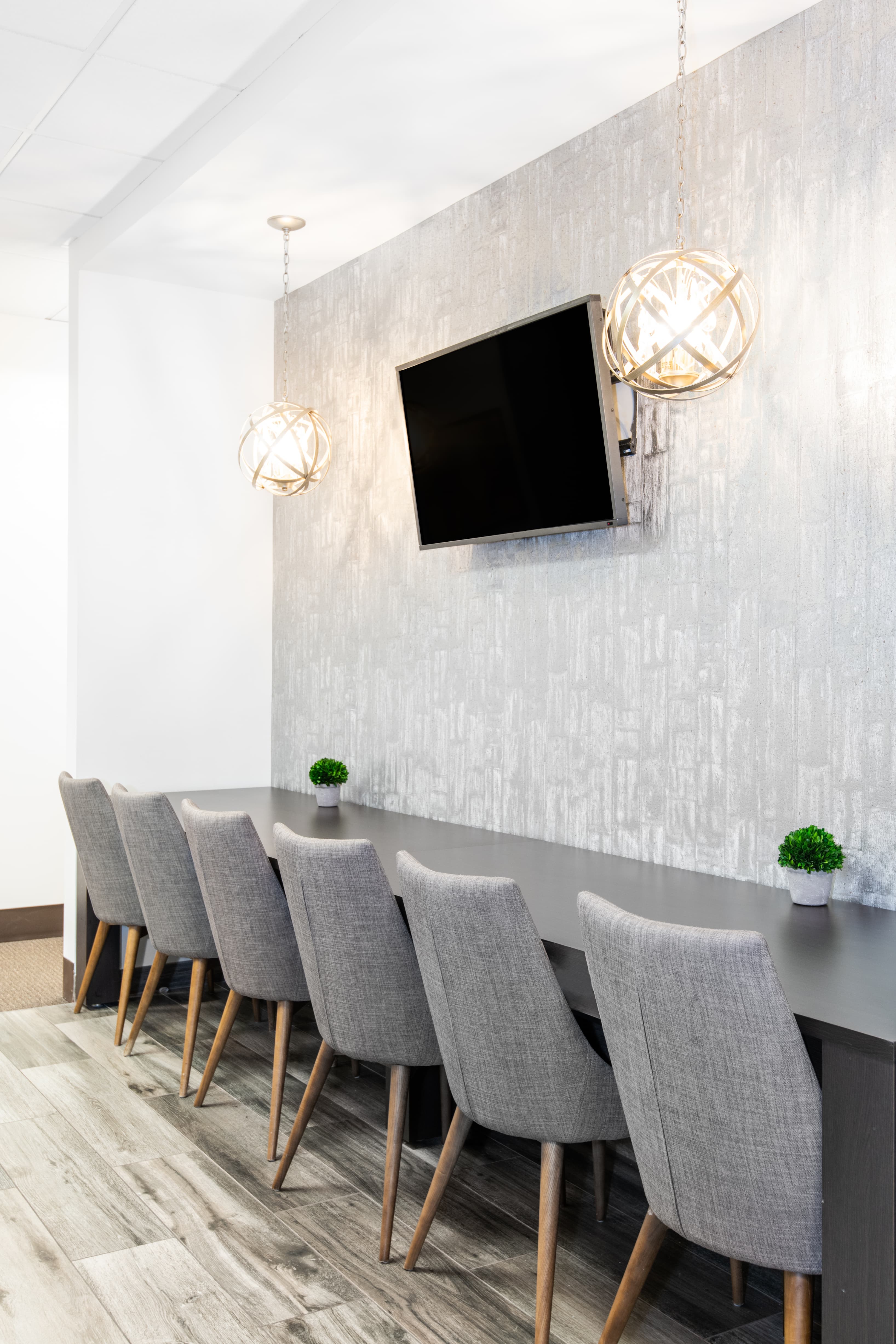 MA, Quincy – Braintree Quincy Center image 5