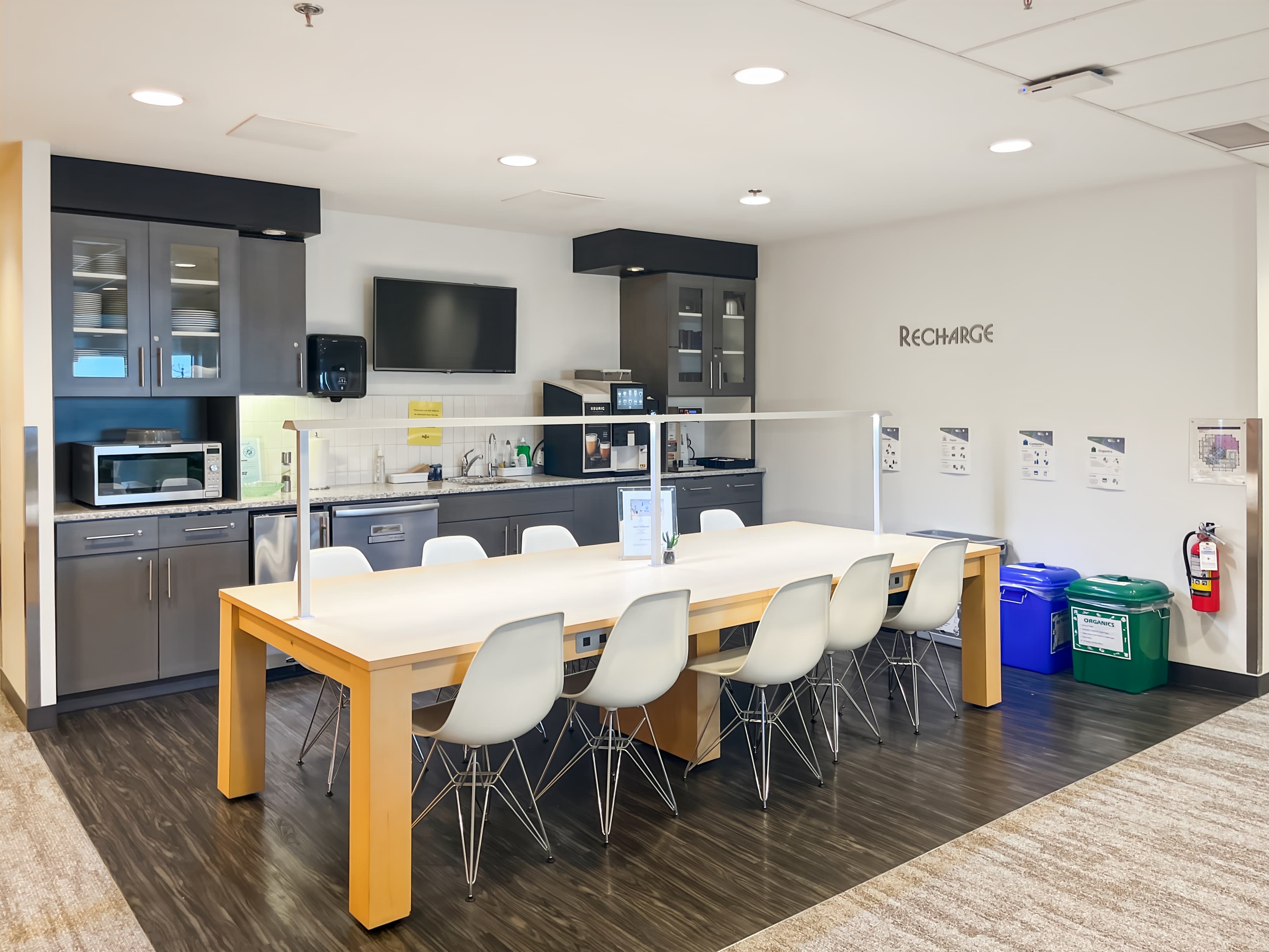 NS, Halifax - Purdy's Wharf image 12