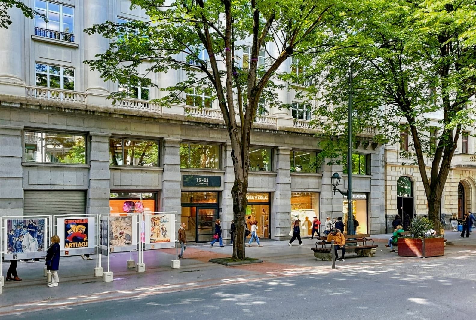 BILBAO, Gran Via image 4 BILBAO, Gran Via image 4