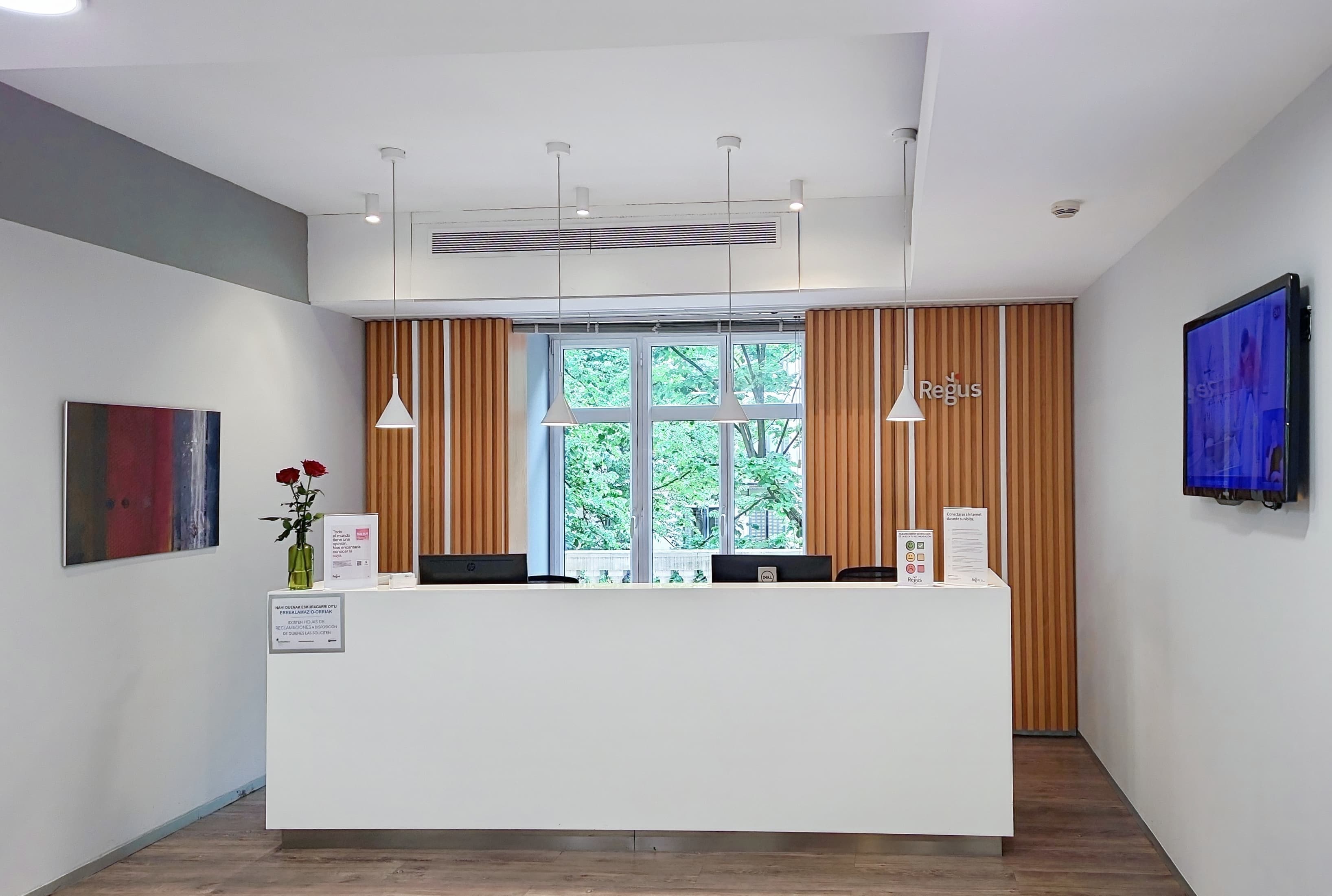 BILBAO, Gran Via image 14 BILBAO, Gran Via image 14