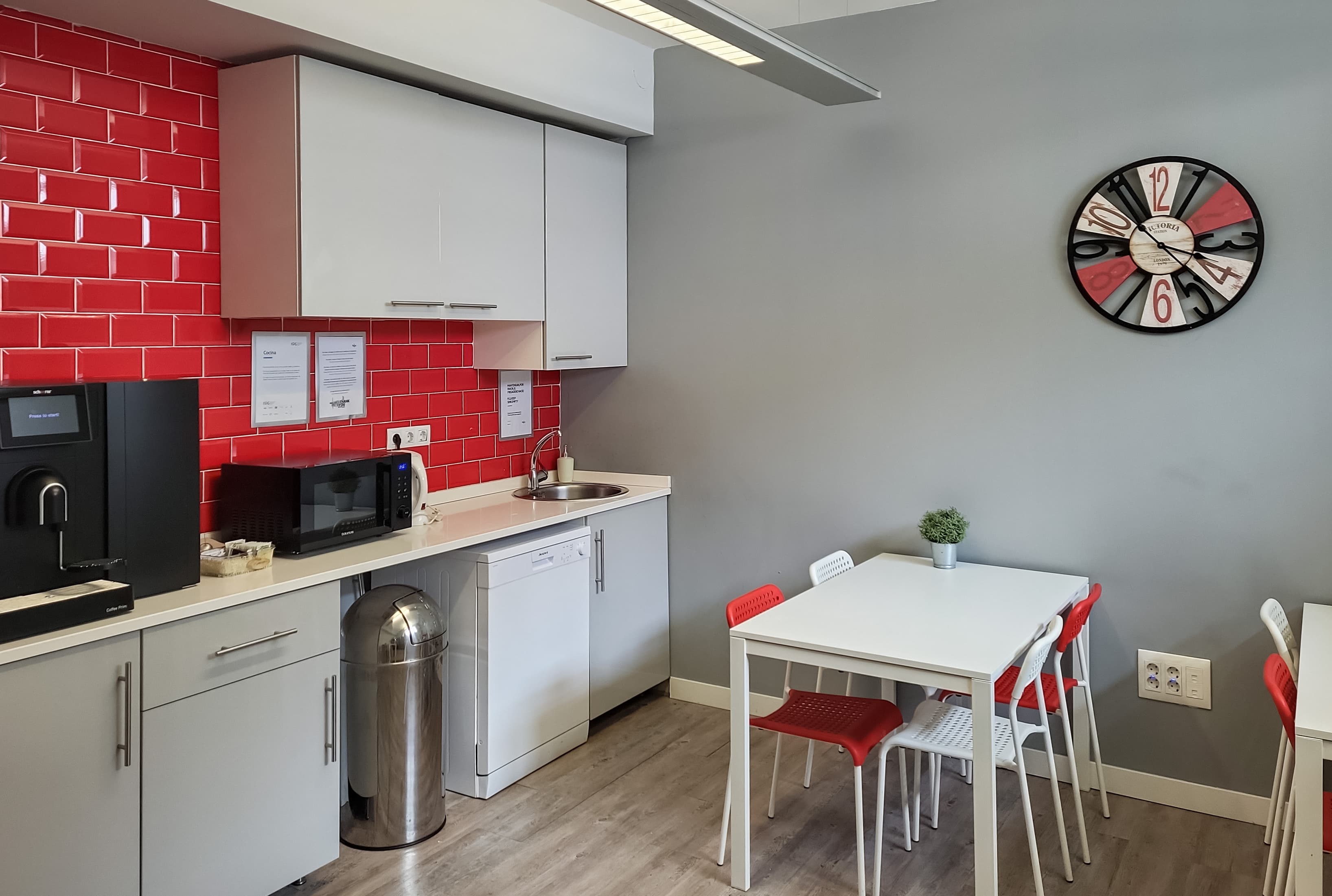 BILBAO, Gran Via image 1 BILBAO, Gran Via image 1